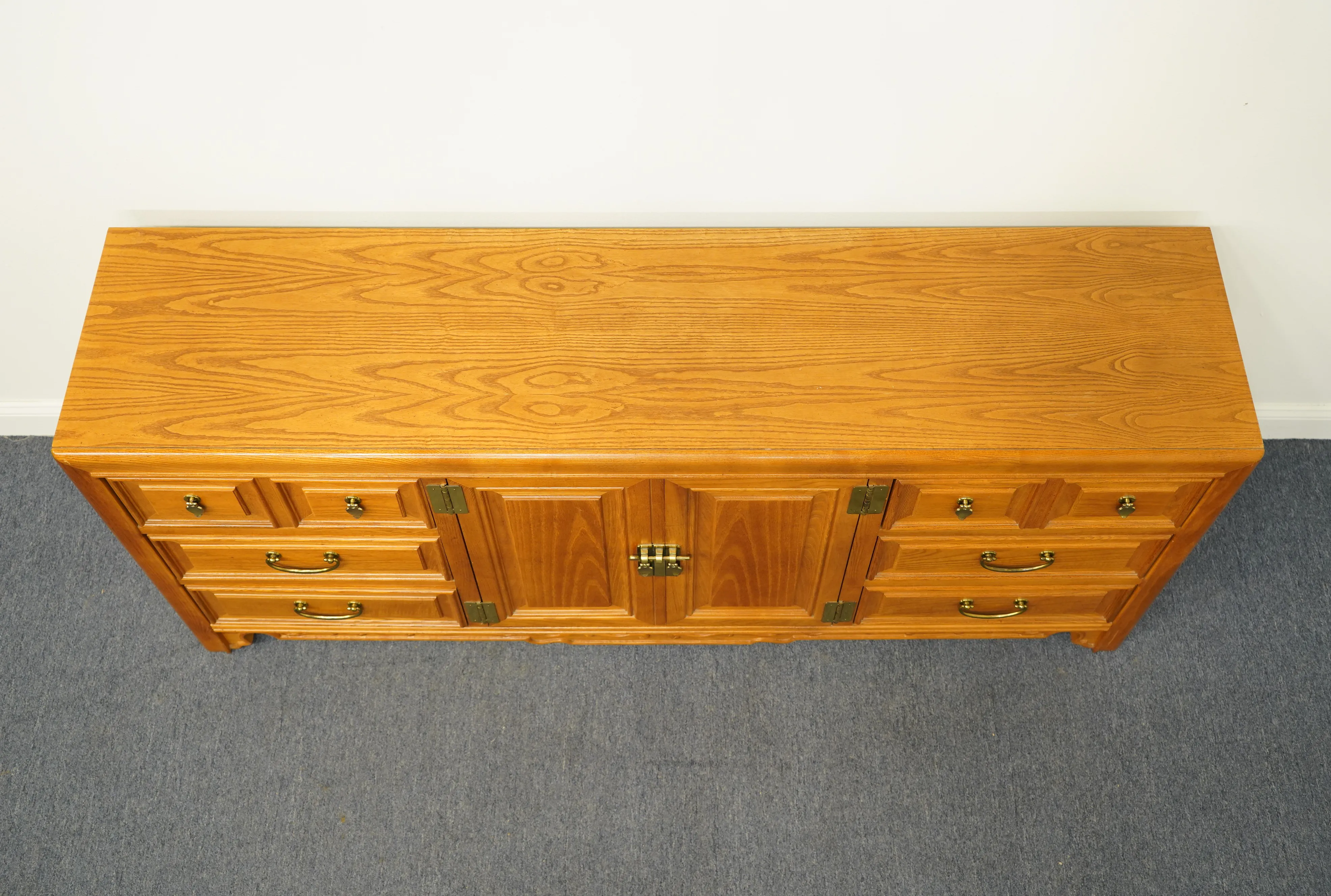 Stanley Furniture Asian Inspired Contemporary 74