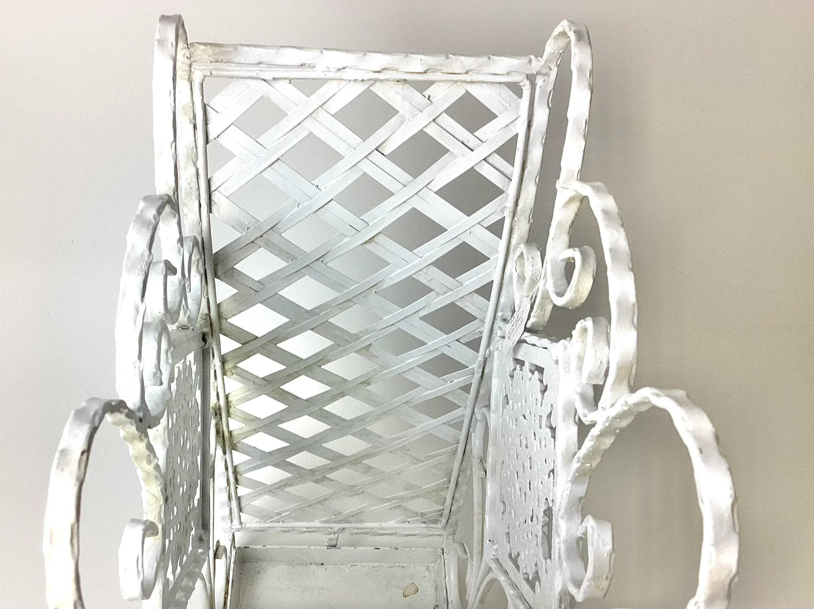 Early 20th Century Victorian Cast Iron White Umbrella Stand