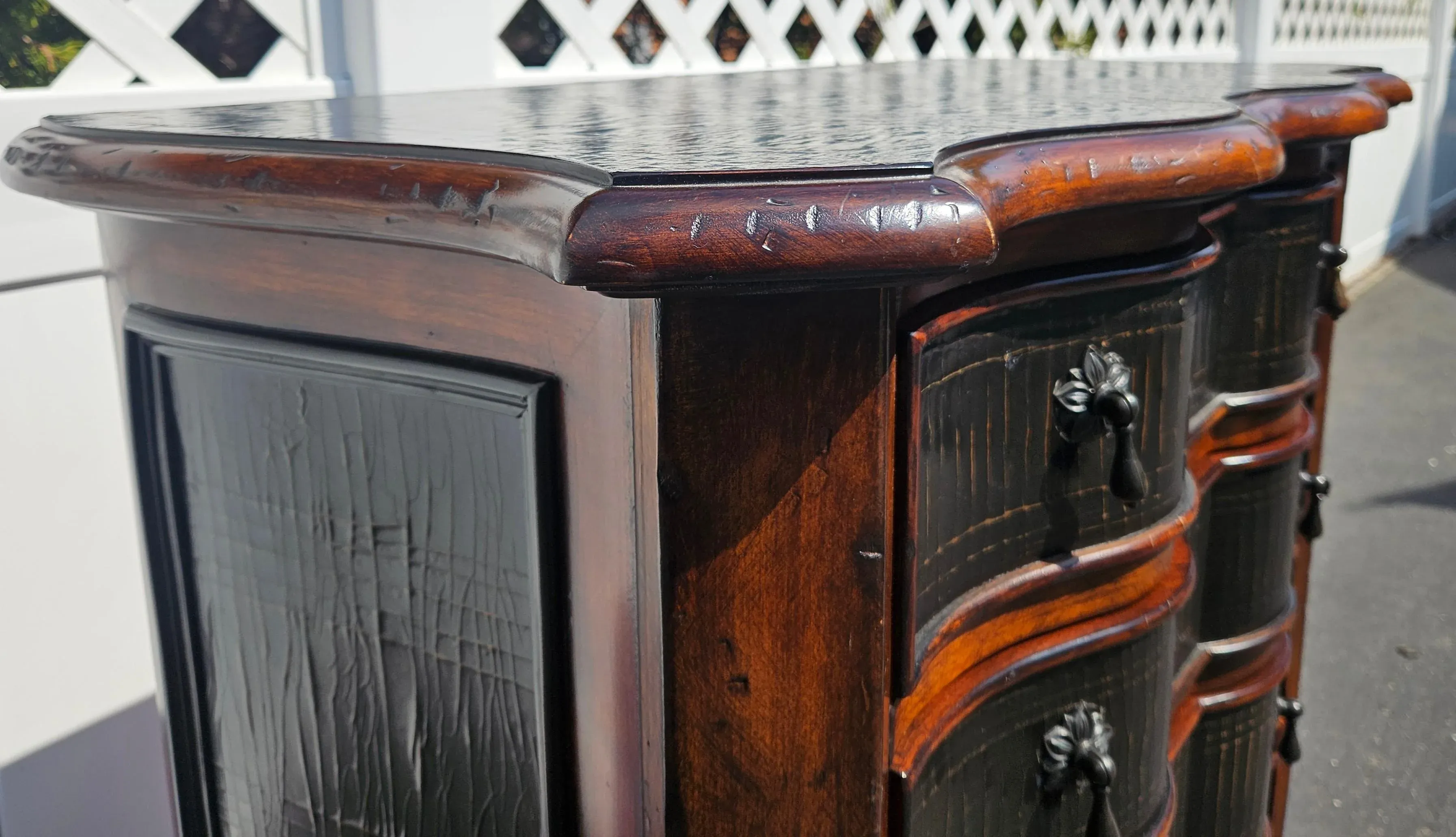 Essential Foster & Allen(中古品) 1990s Ethan Allen Lucca Serpentine Chest of Drawers Dresser Night