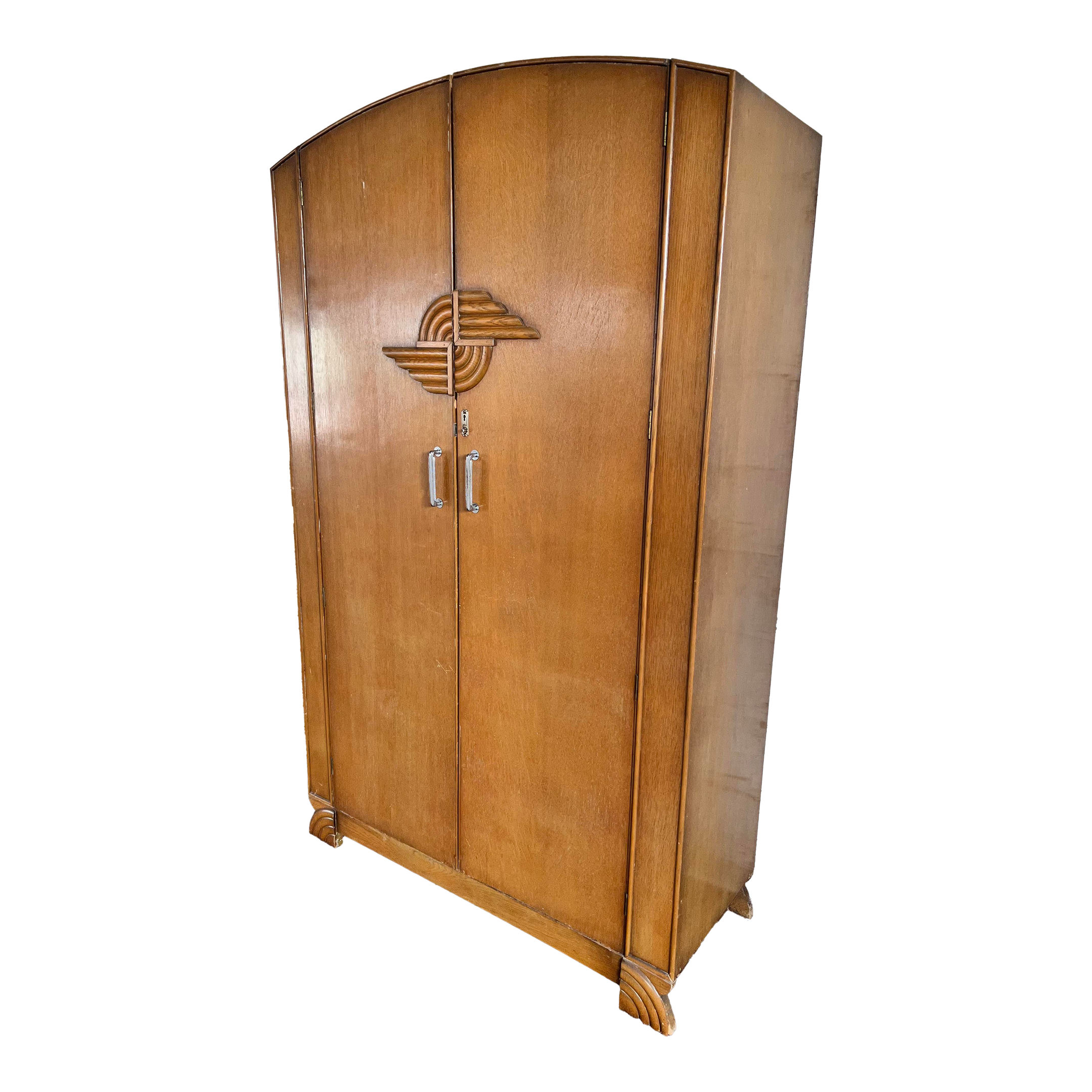 33 Clothing Storage Ideas If You Don't Have a Closet, image size:2160x2160