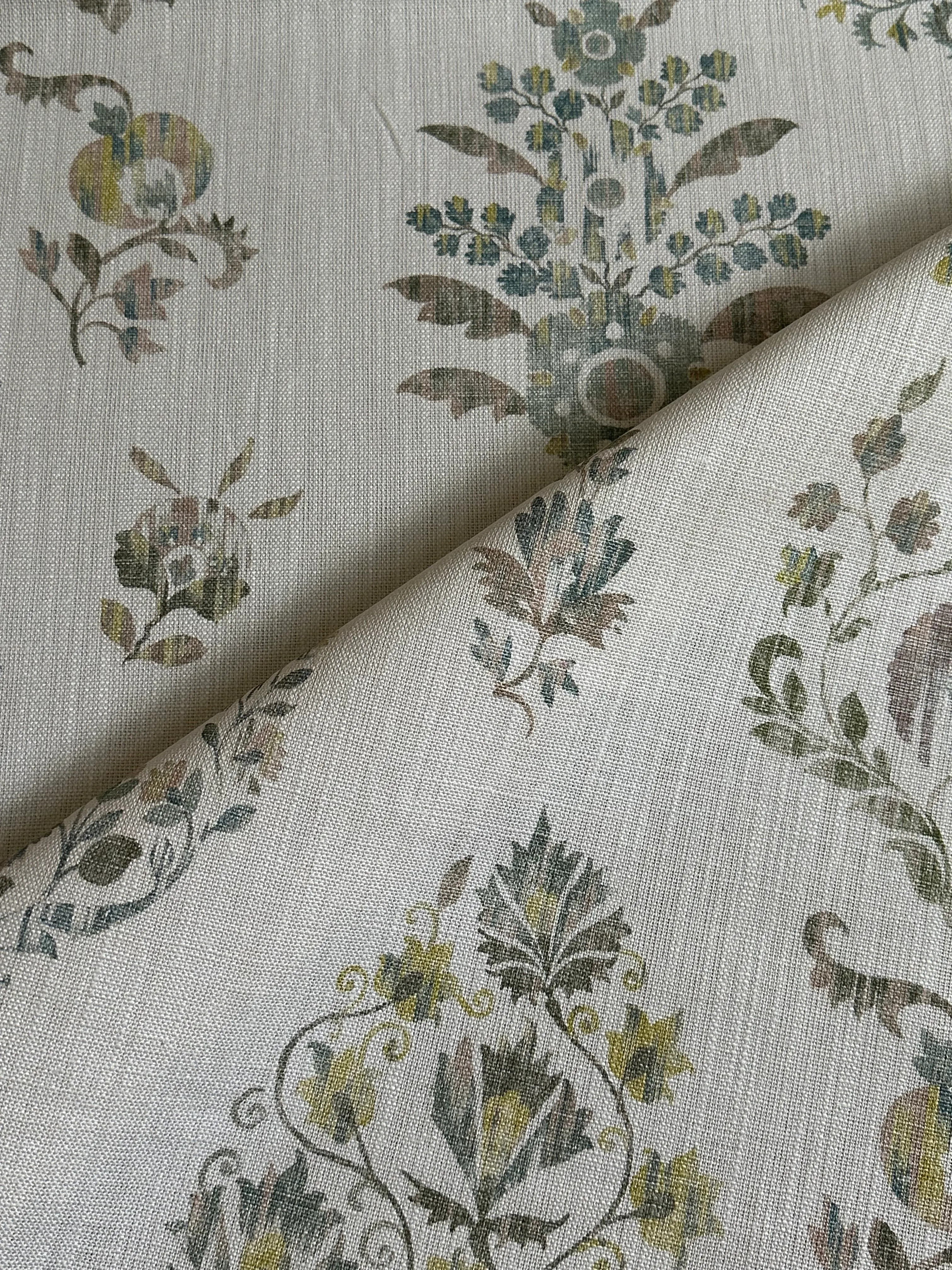 yard louis vuitton tablecloth