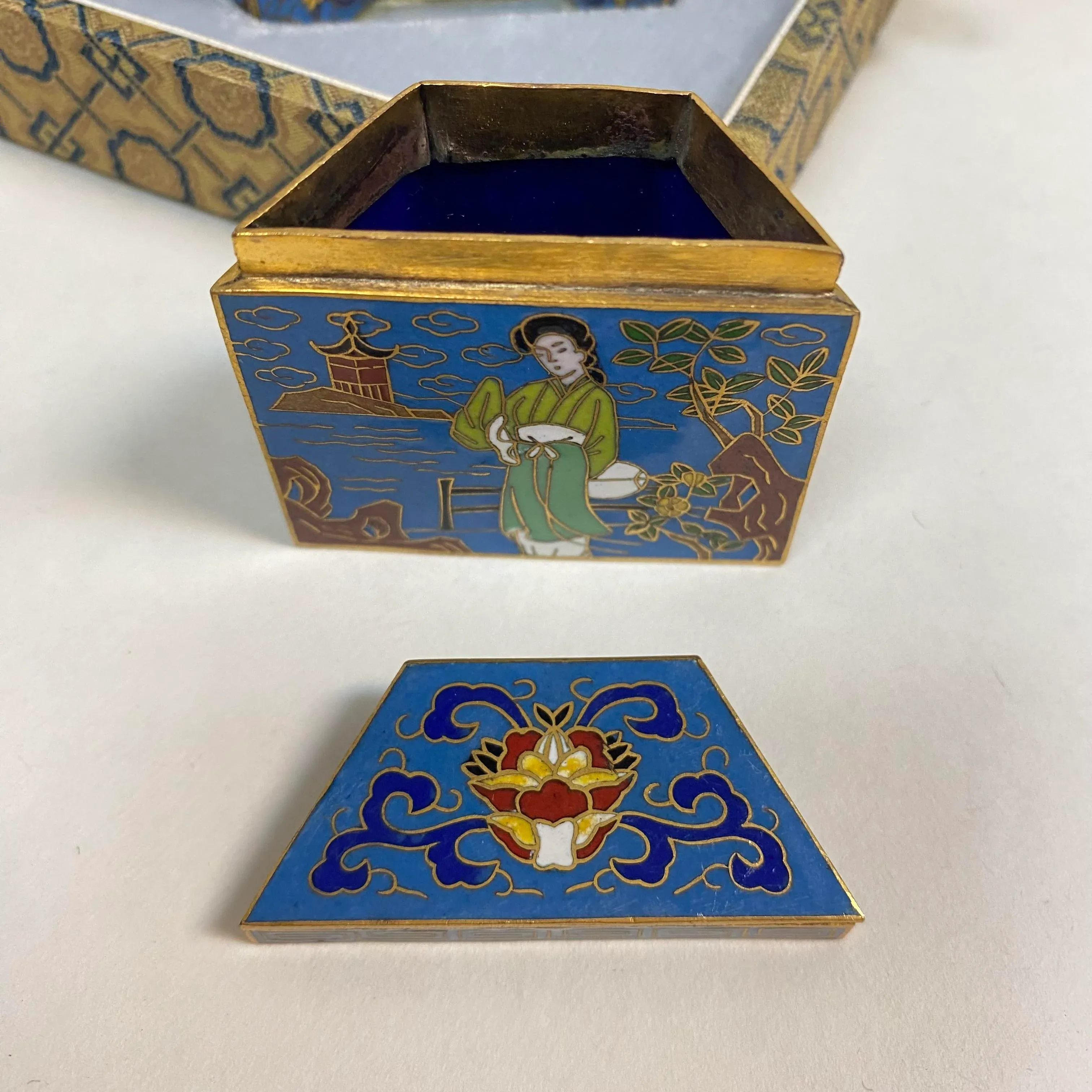 Vintage Chinese Peking Seven Hexagonal Cloisonné Enameled Trinket