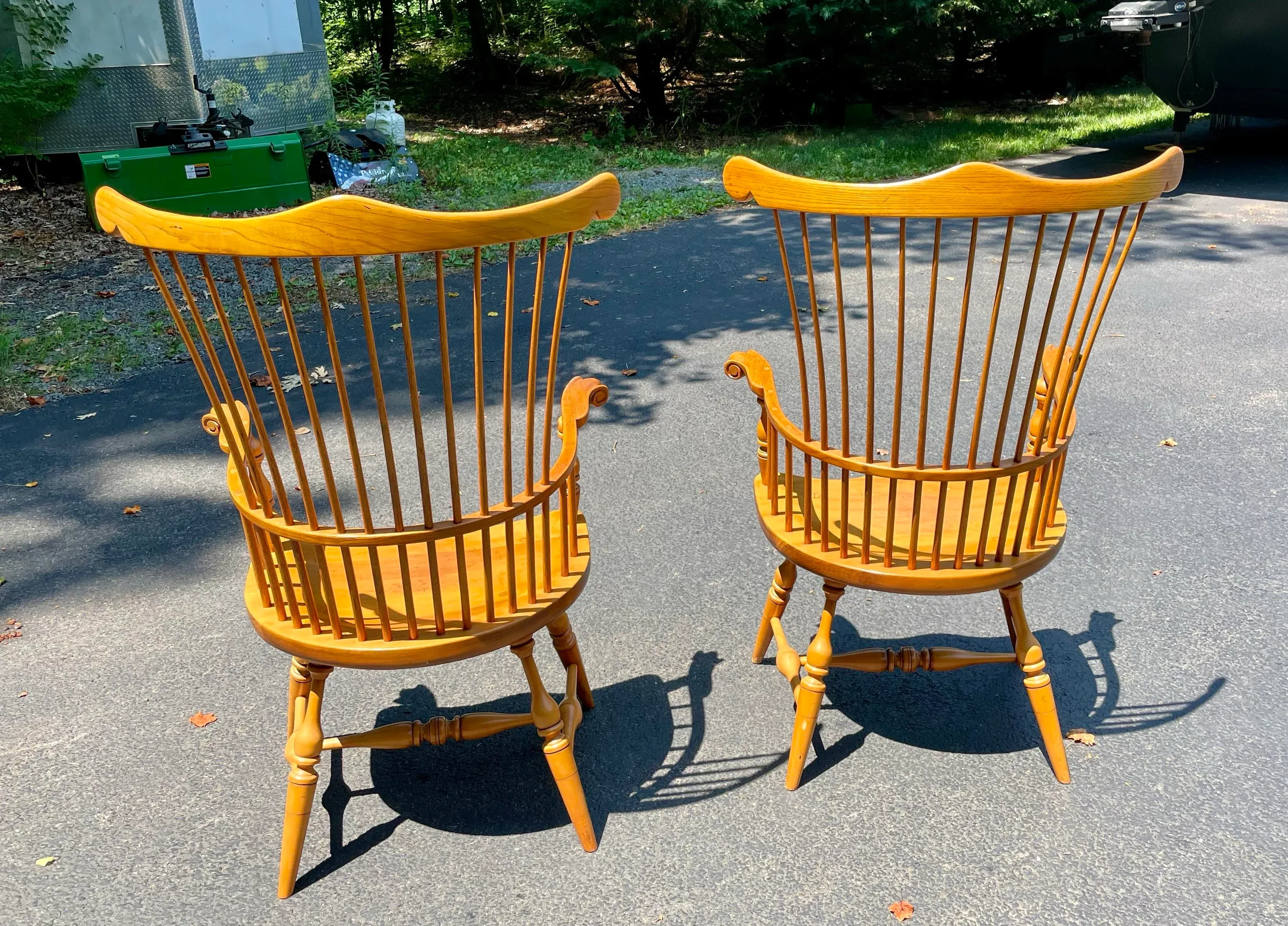 Fredrick Duckloe and Brothers Fan Back Windsor Chairs- a