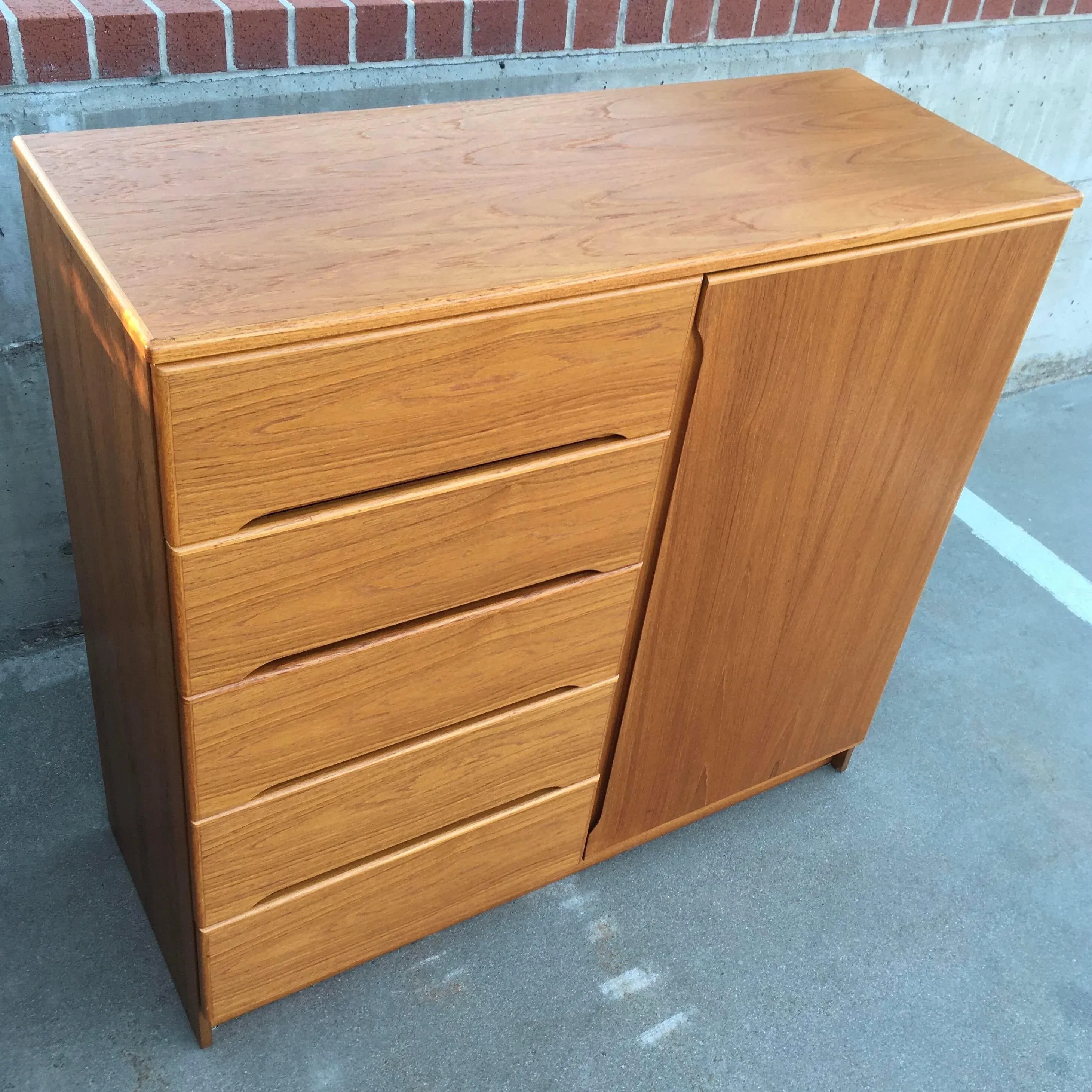 ゆ*い様 Denmark side chest TEAK vintage ゆ*い様 Denmark side chest TEAK vintage Danish Teak