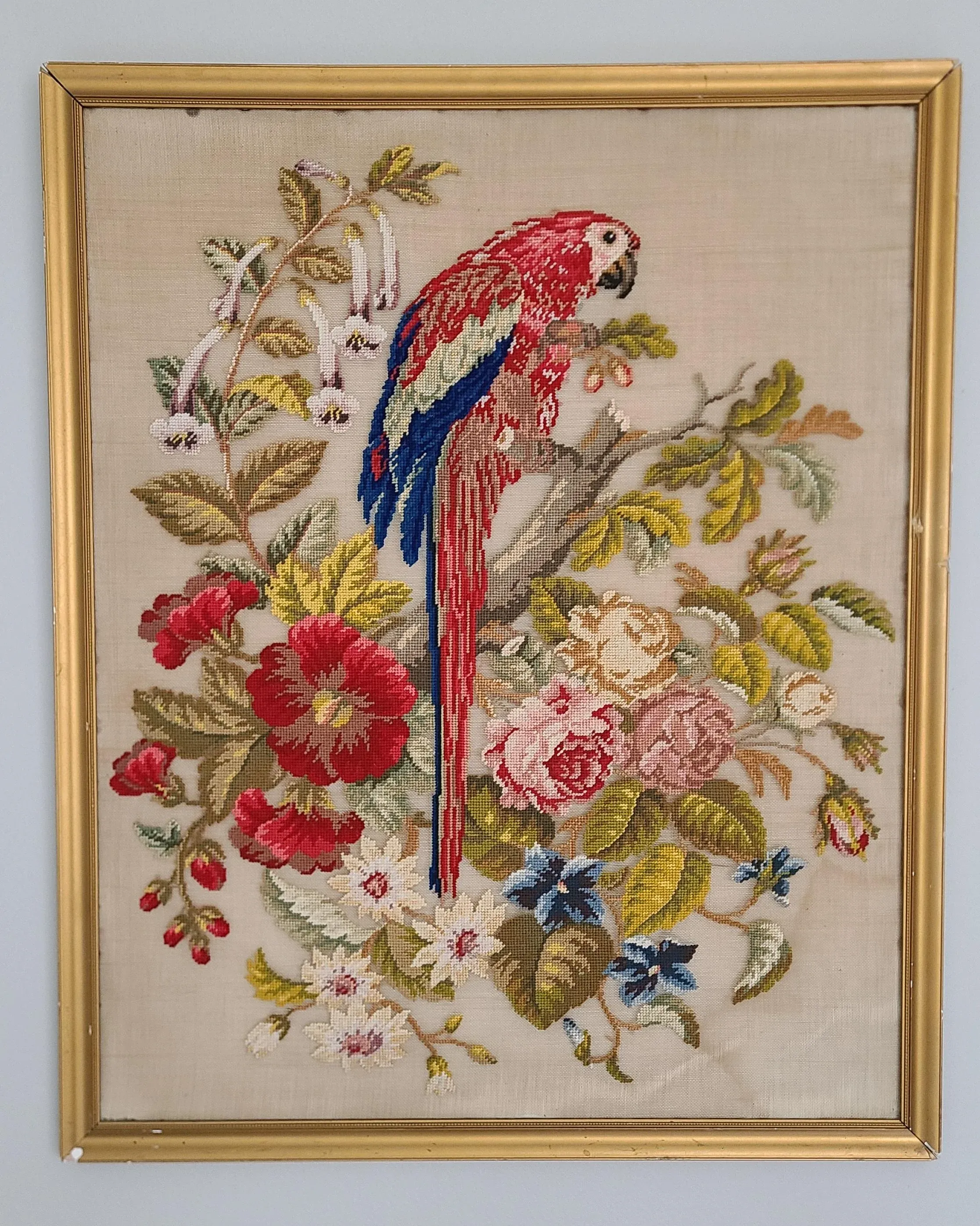 ヨーロッパアート　額縁セット　NEEDLEPOINT Vintage vintage-macaw-parrot-and-