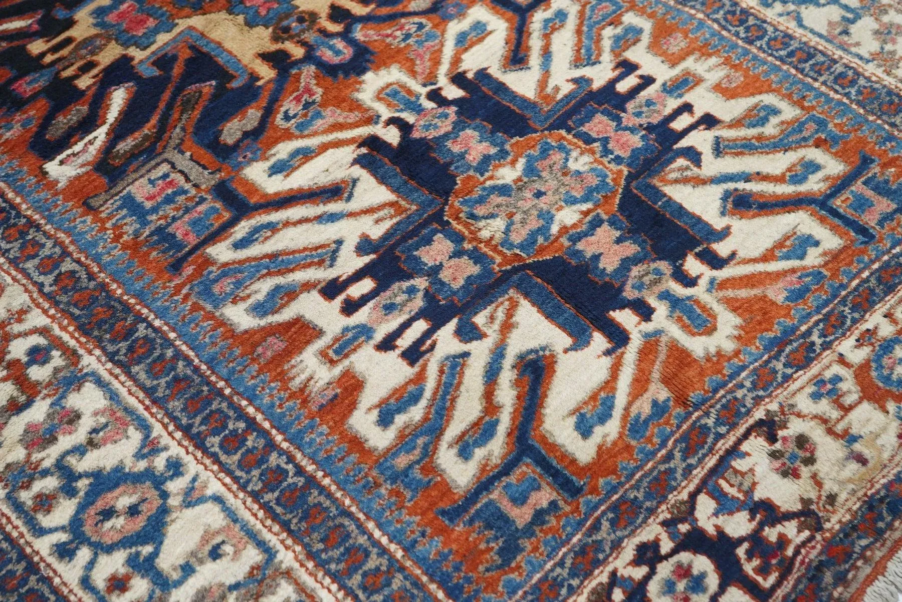 Antique Karajeh Weave Rug 4\'5\'\' x 7\'5\'\'