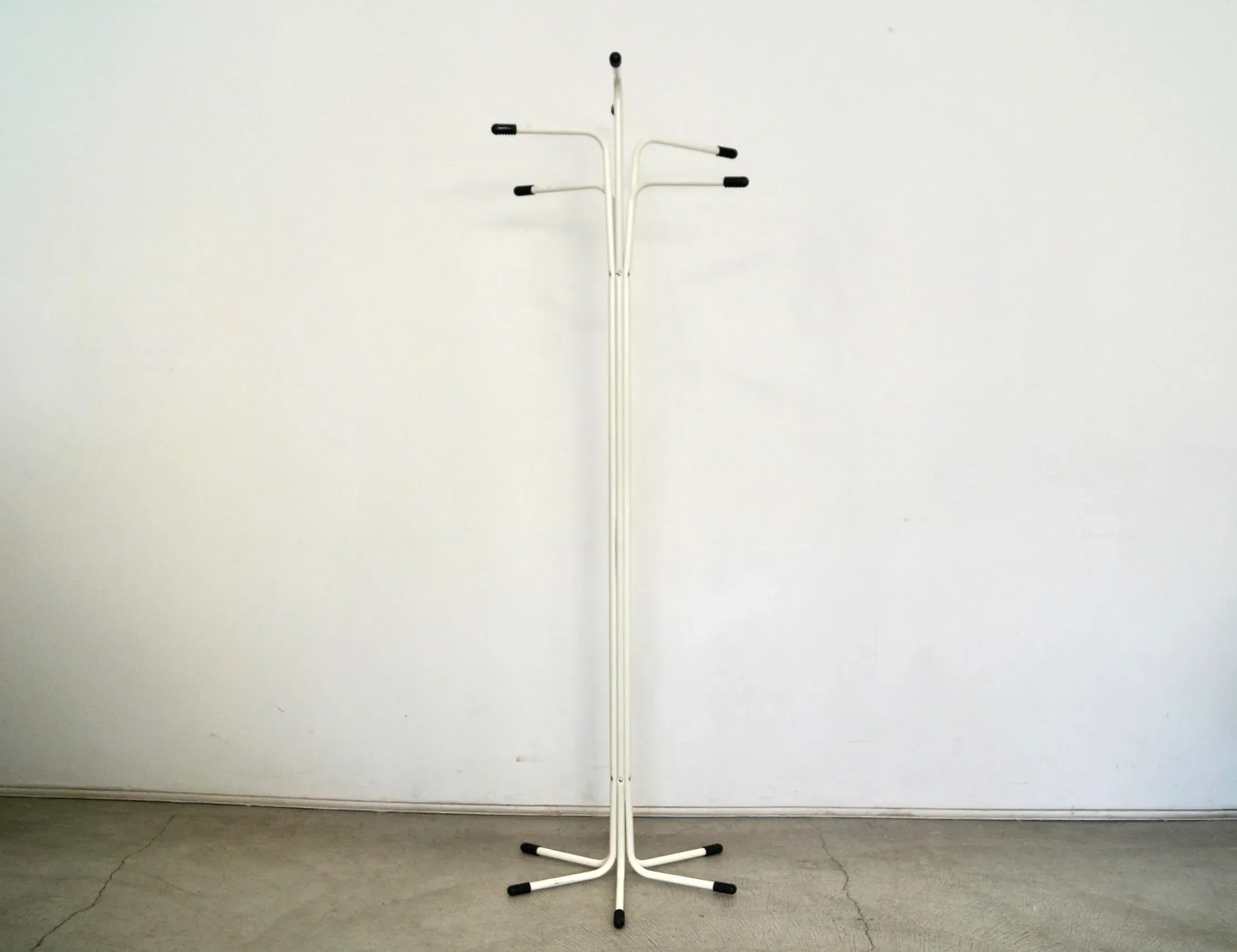 その他 Anonymous Postmodern Style Coat Rack 1980's Postmodern Space Age Coat Rack | Chairish
