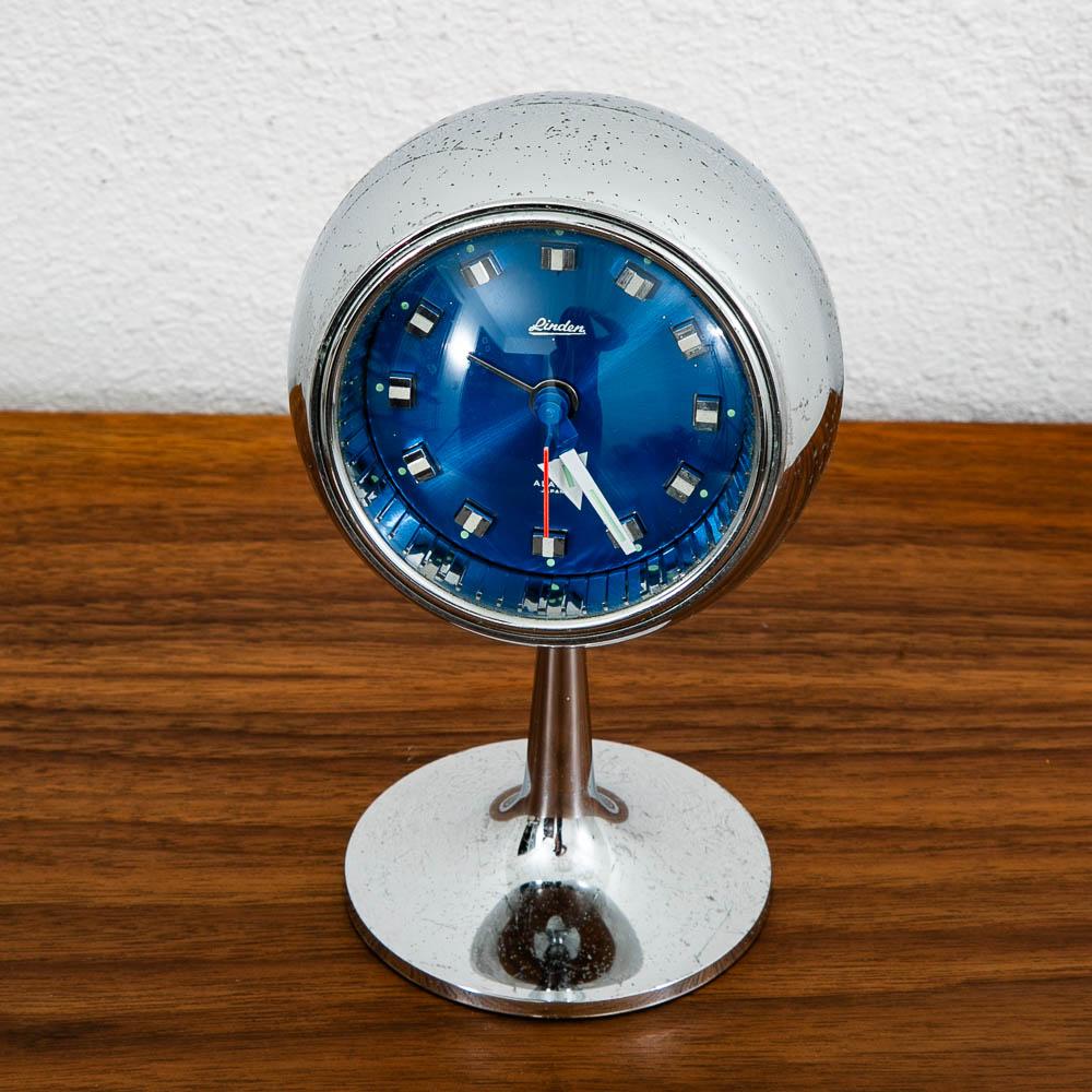 mid-century-modern-alarm-clock