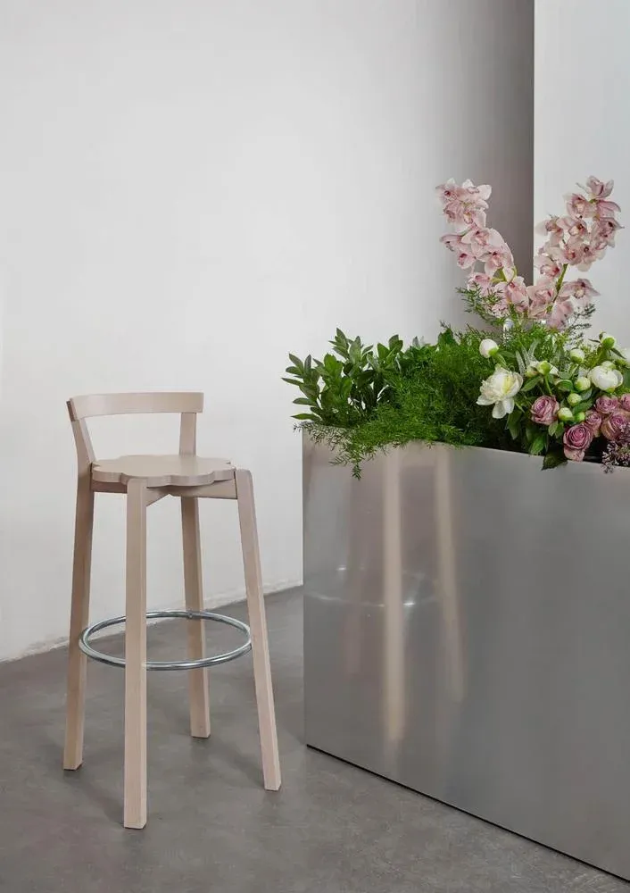 Large Natural Blossom Bar Chair by Storängen Design