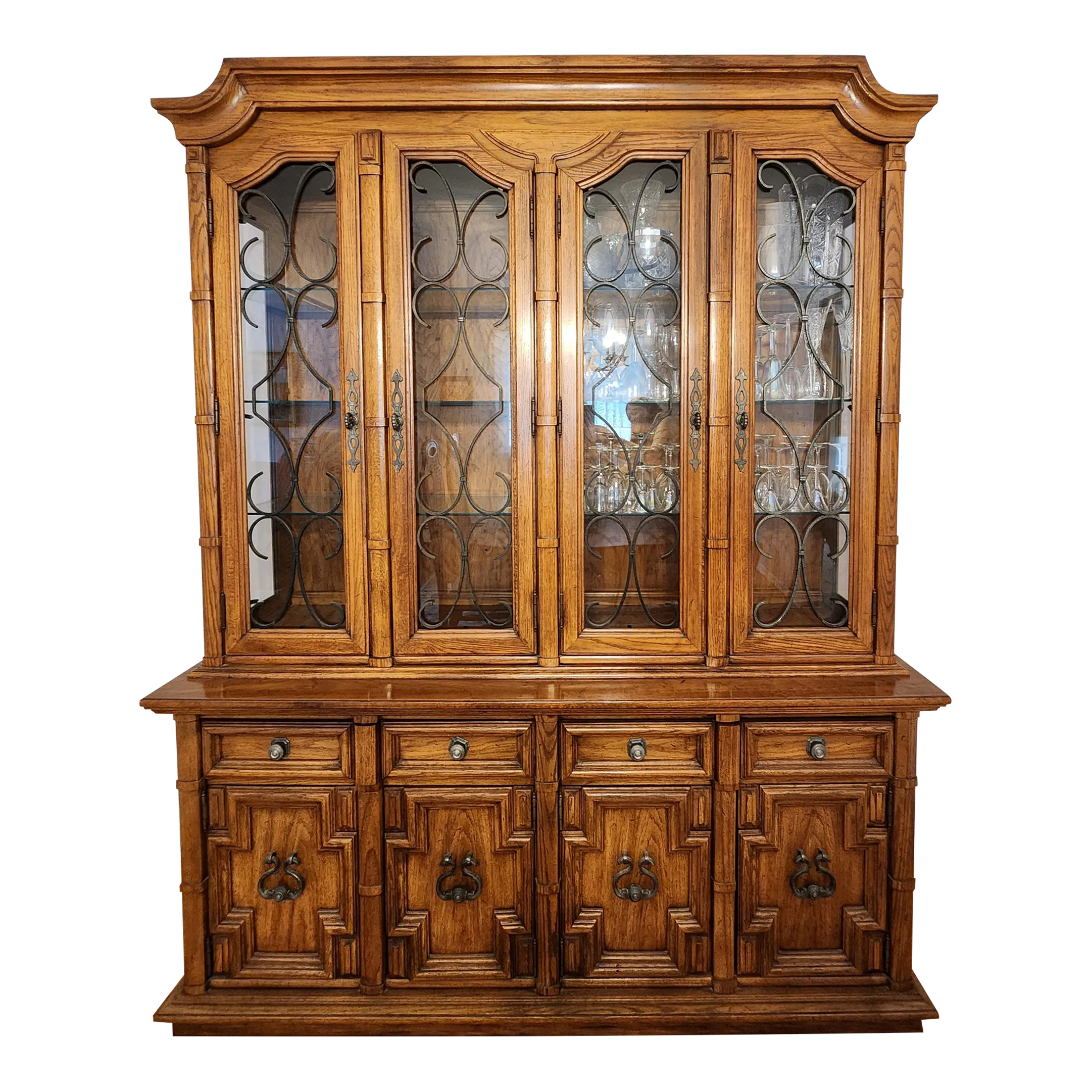Thomasville hutch deals