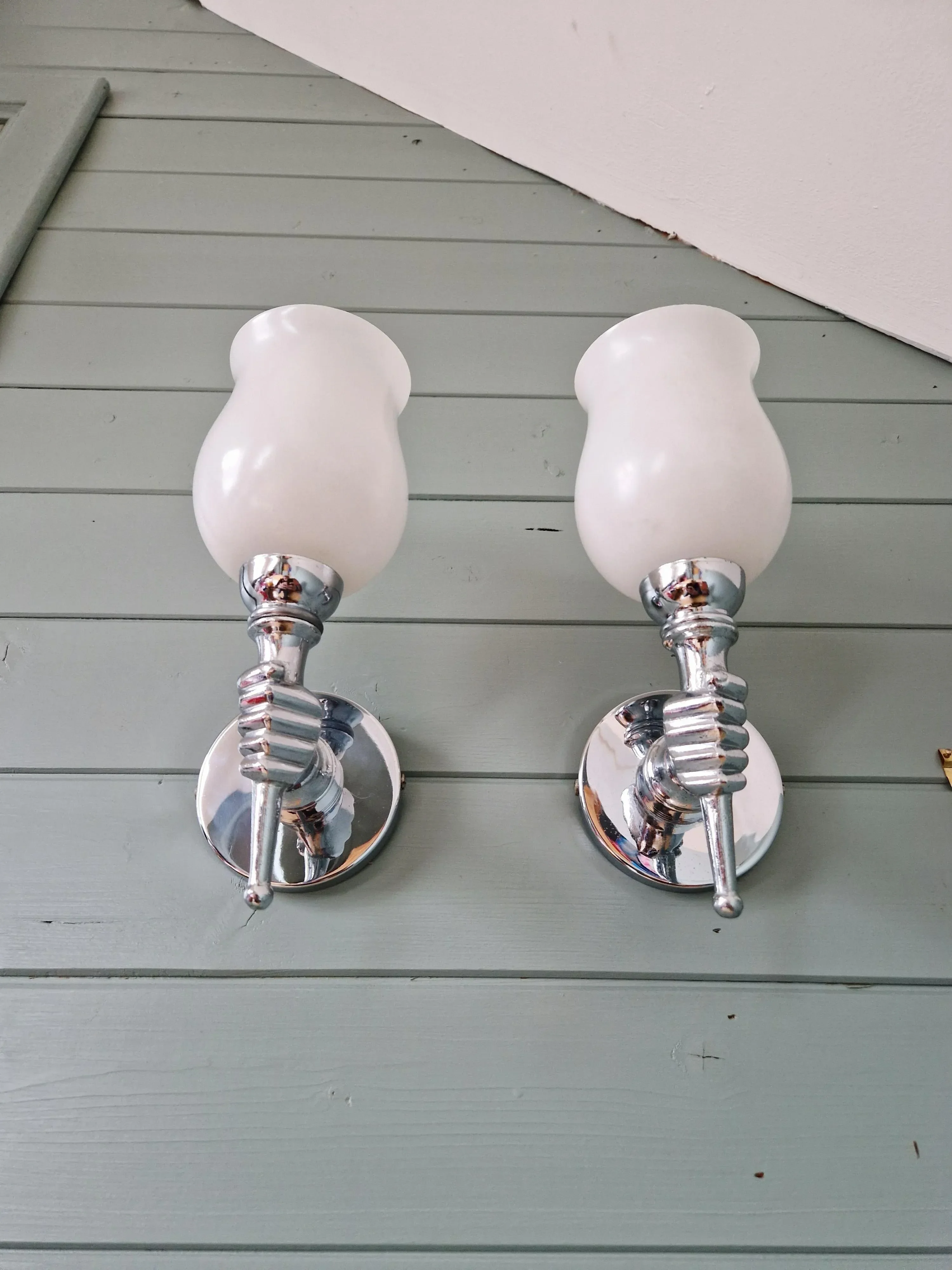 Wall Lights in Chromed Metal and White Satin Glass, 1960, Set of 2