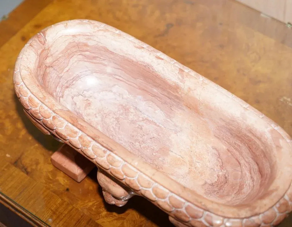 Early 19th Century Roman Grand Tour Vessel in Rosso Antico Marble with Lion Carving
