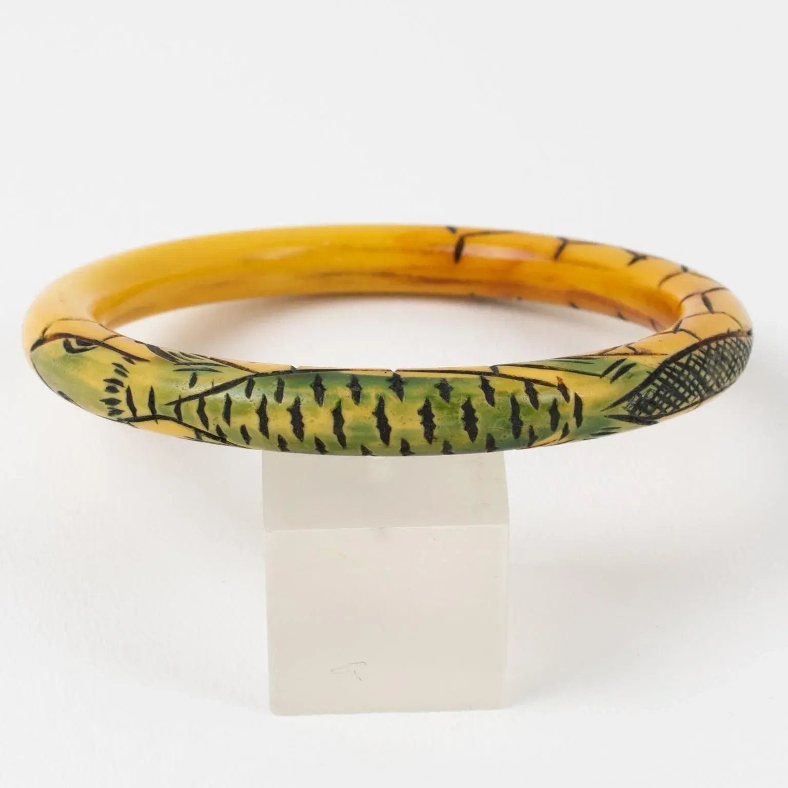 Celluloid bangles clearance