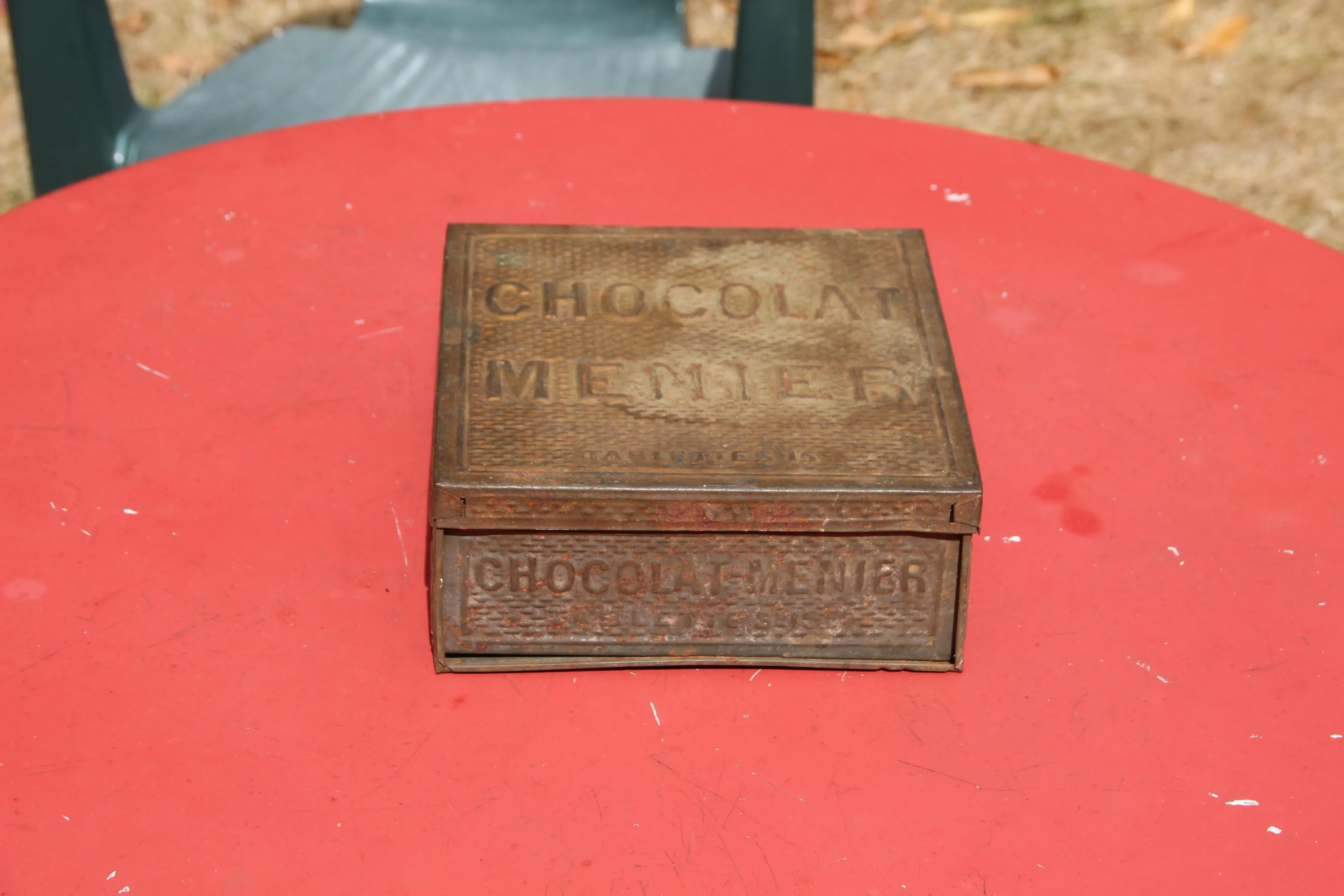 menier-chocolate-metal-box-