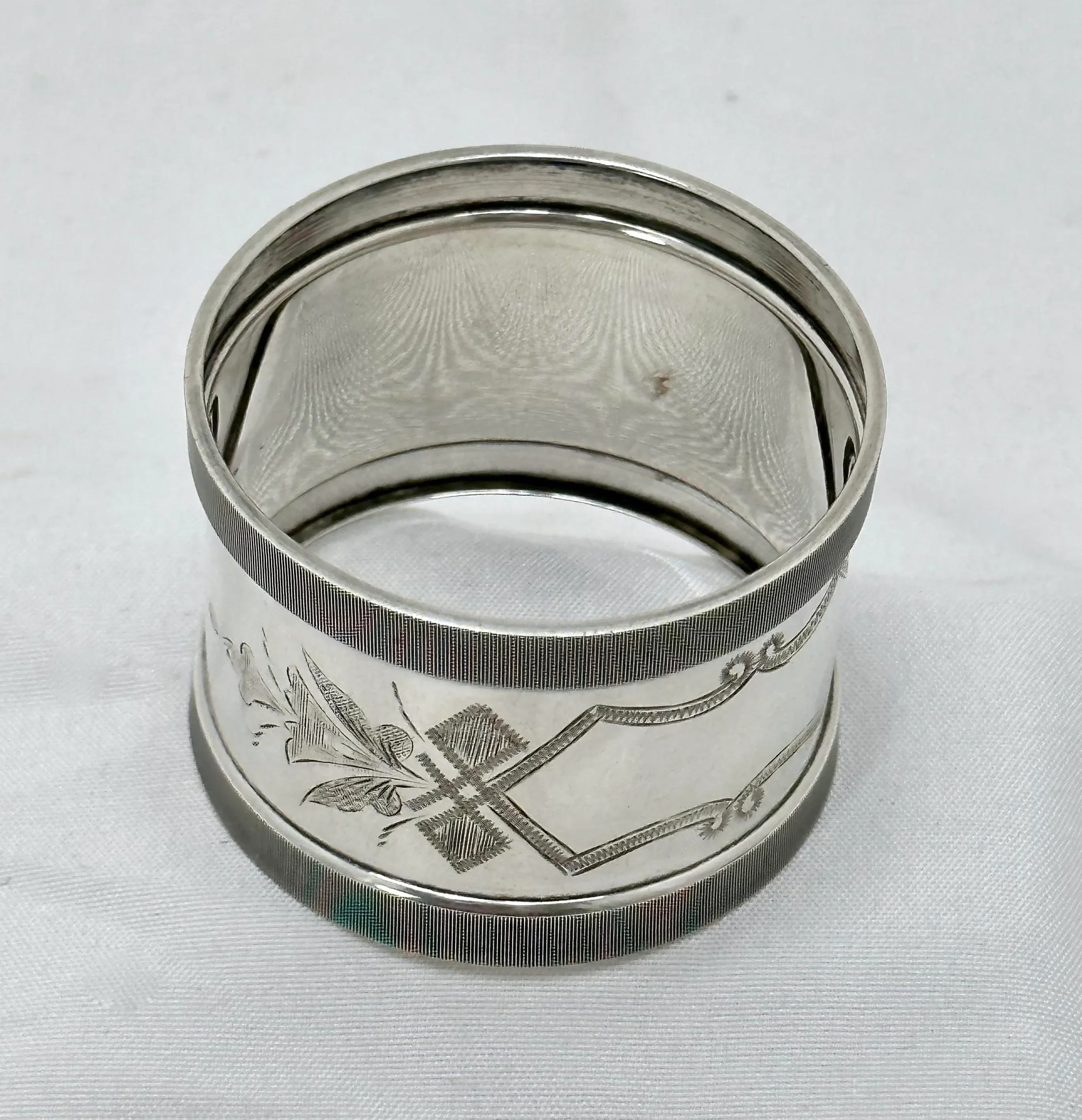 Antique Classic American Victorian Coin Silver Napkin Ring in Pristine Condition - Circa 1860s