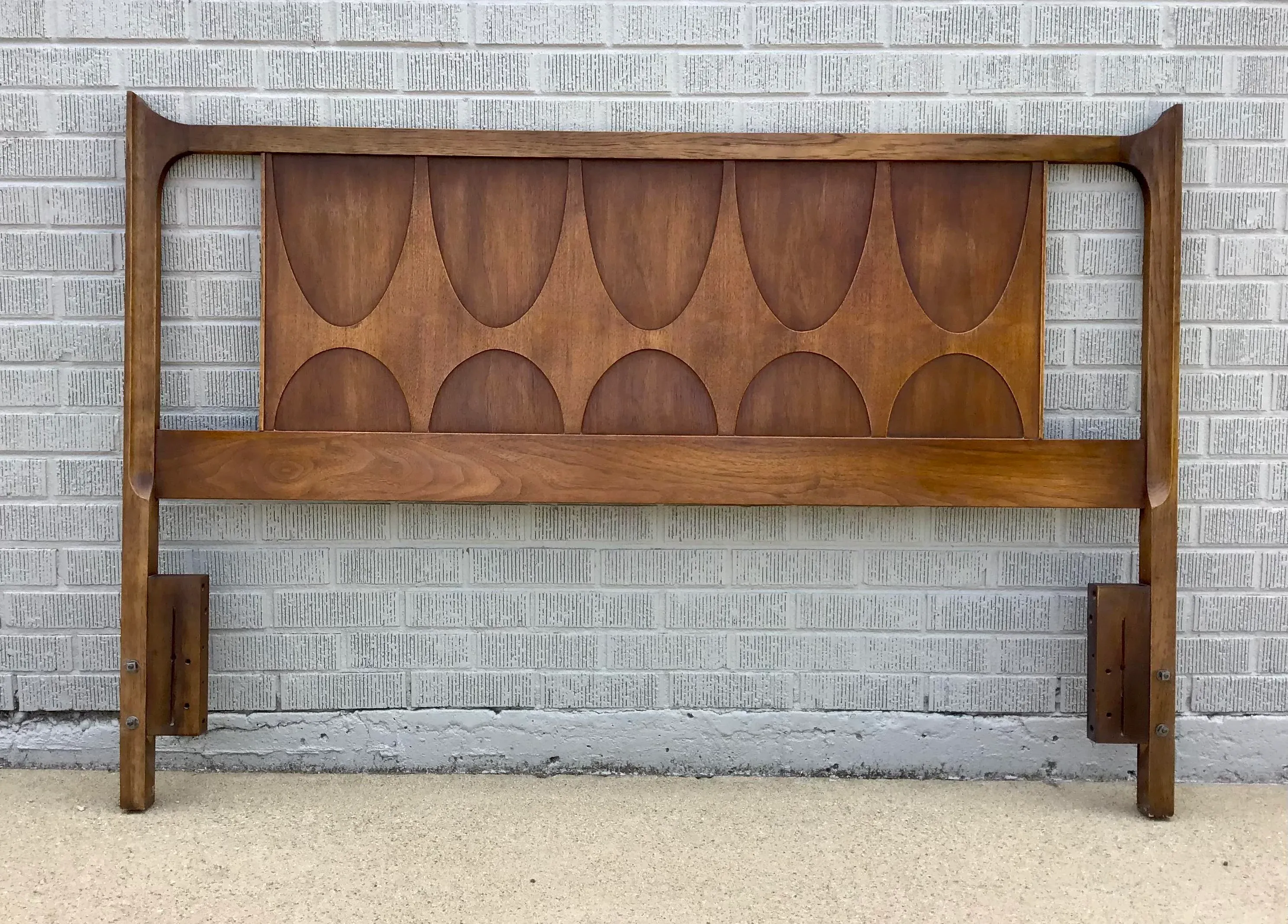 1960s Mid-Century Broyhill Brasilia Headboard | Chairish