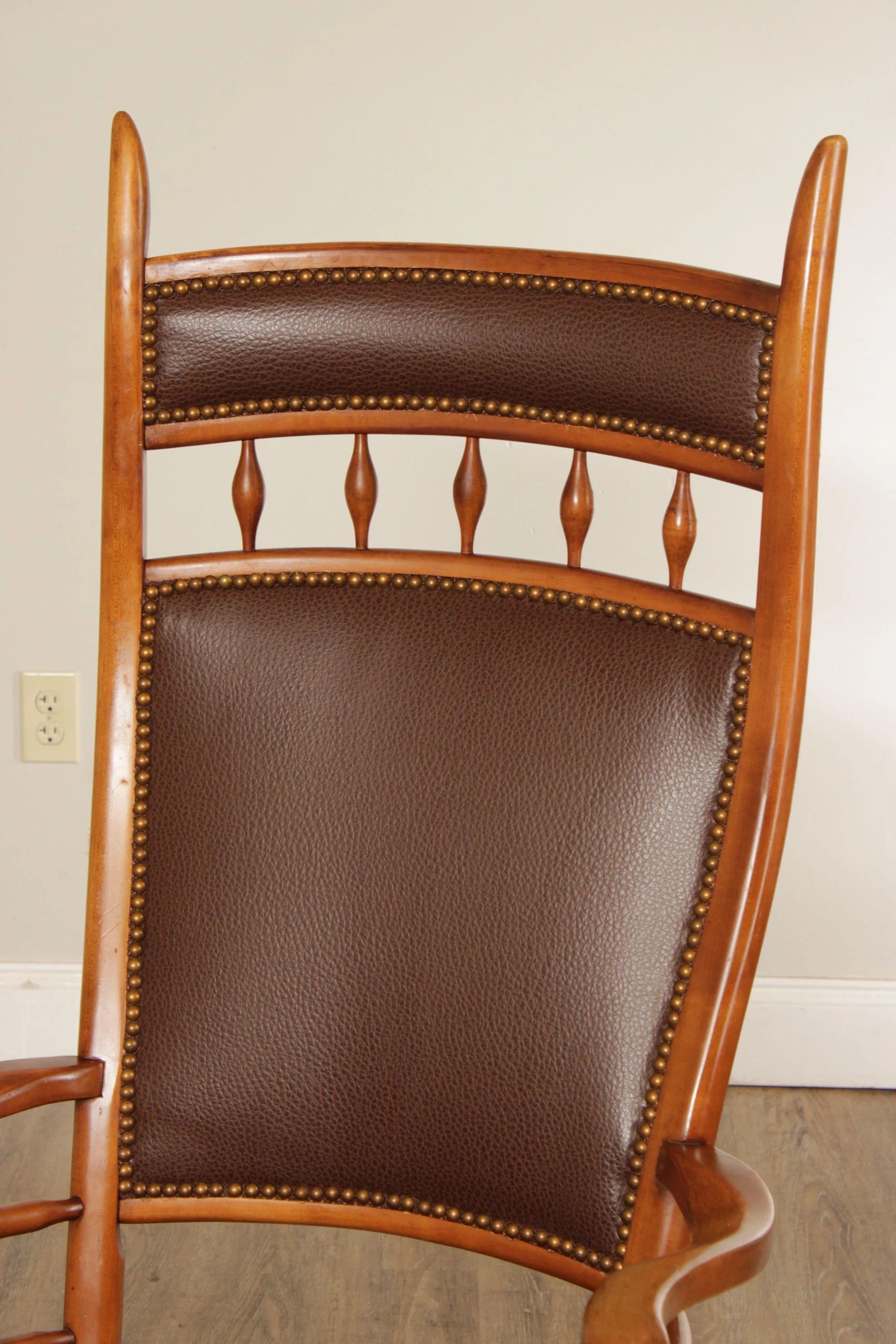 Unusual outlet leather chairs