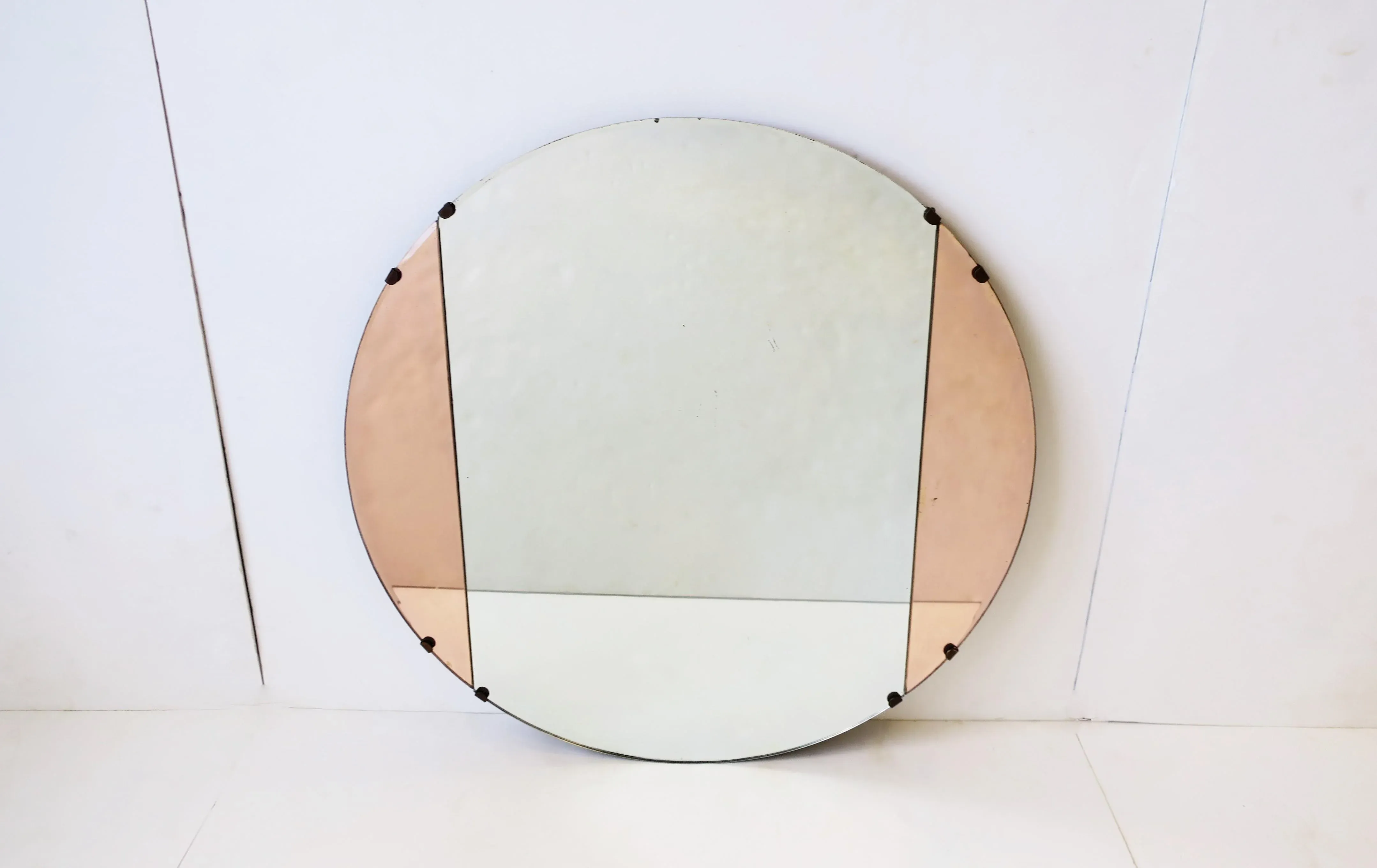 Art Deco Pink Rose Glass Round Wall Mirror, Circa 1940s