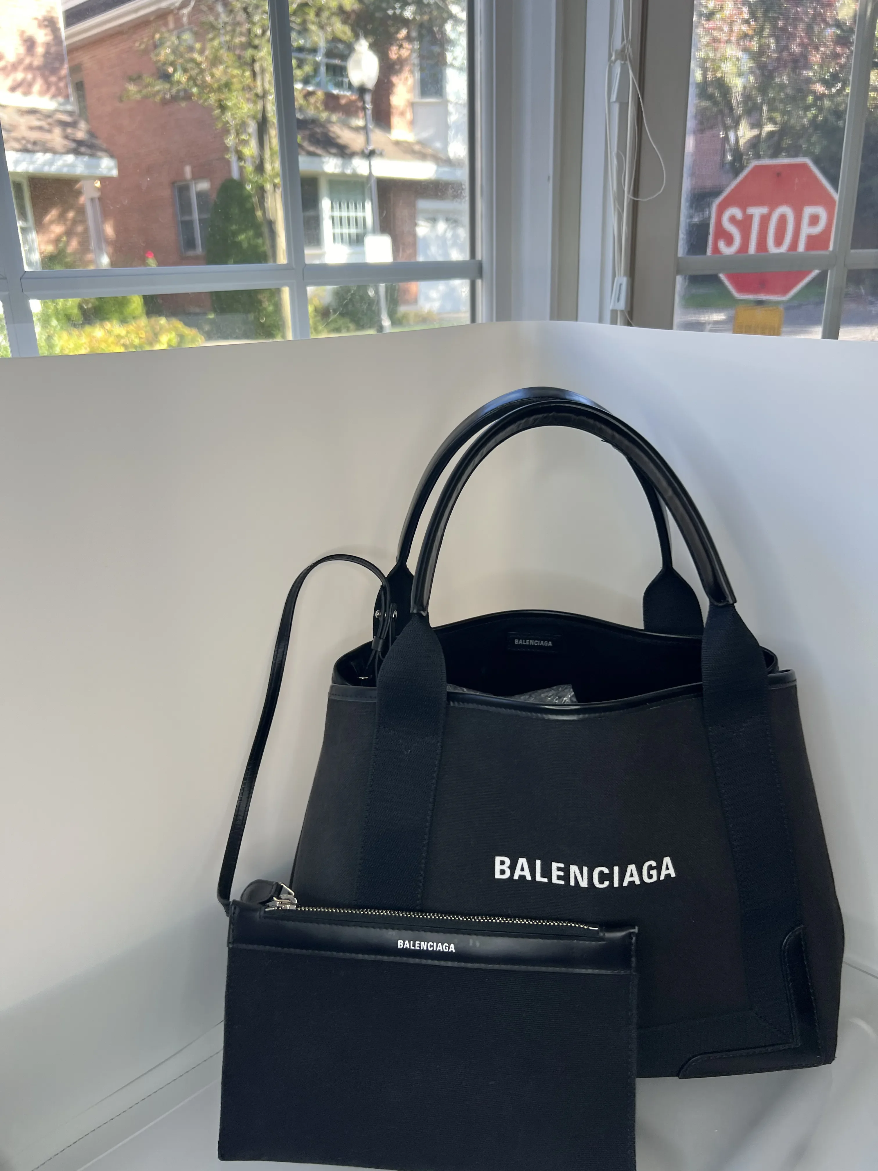 BALENCIAGA CABAS S グレー Lost Designer Australia | 🩶Introducing the everyday
