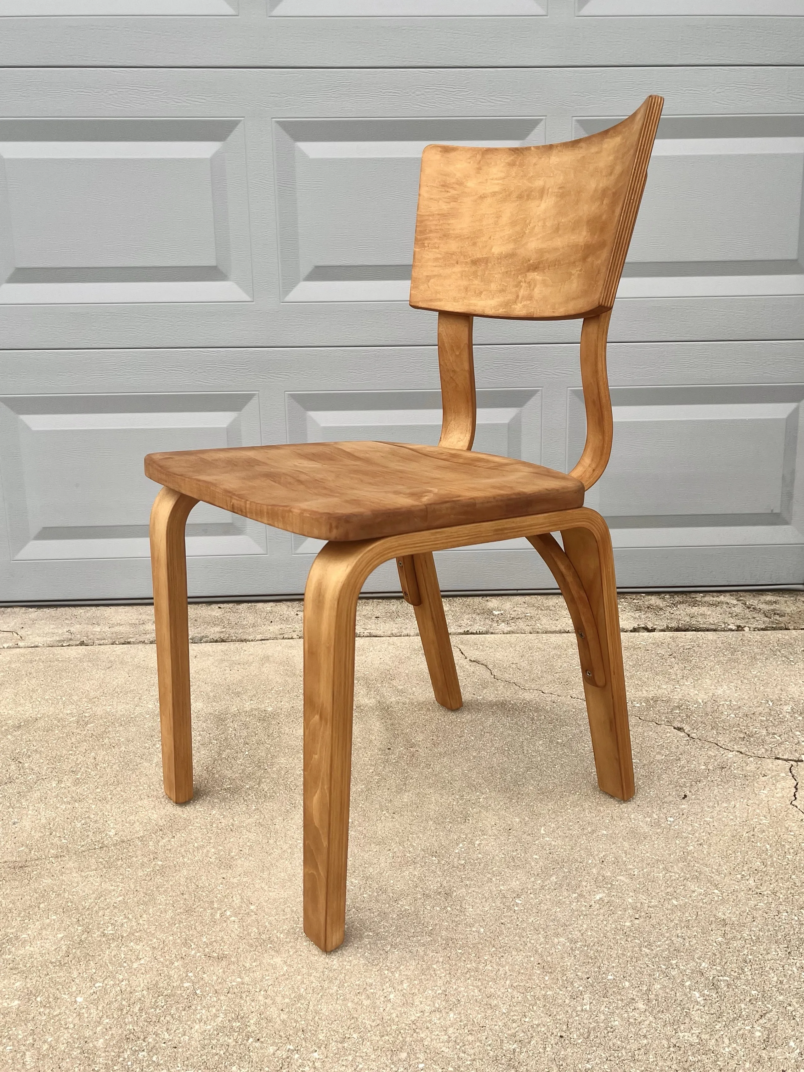Michael Thonet No. 25 Bentwood Chair by Ton | Bauhaus2YourHouse