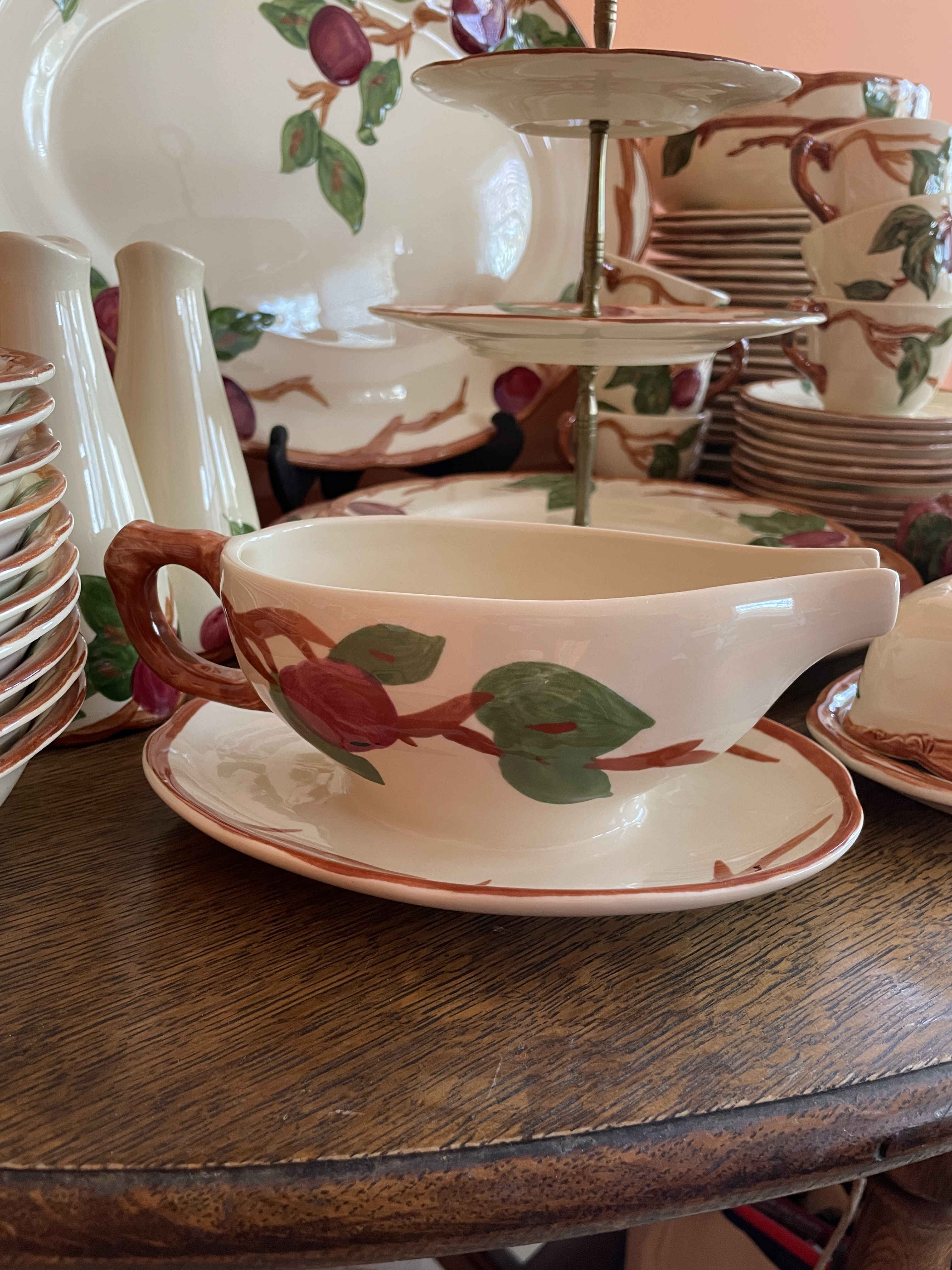 Franciscan apple dishes online