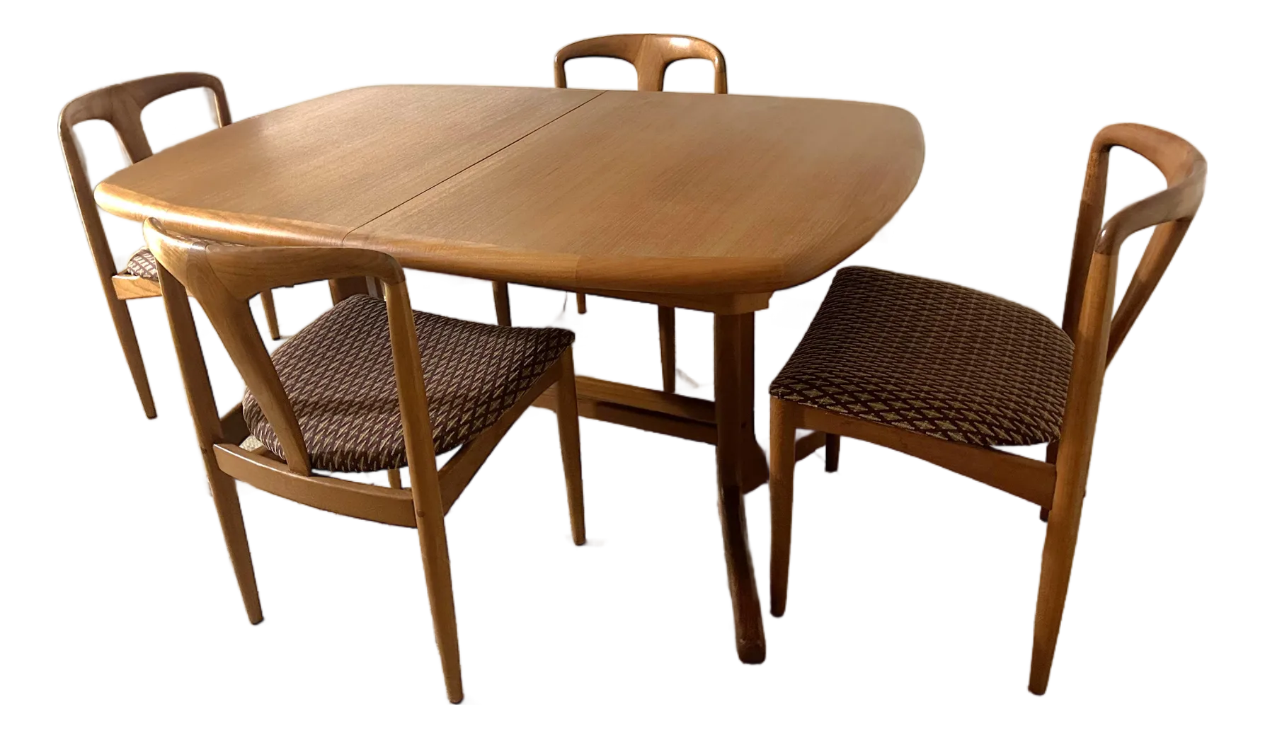 Diethelm Scanstyle Extendable Dining Table (Circa 1970s) | Chairish