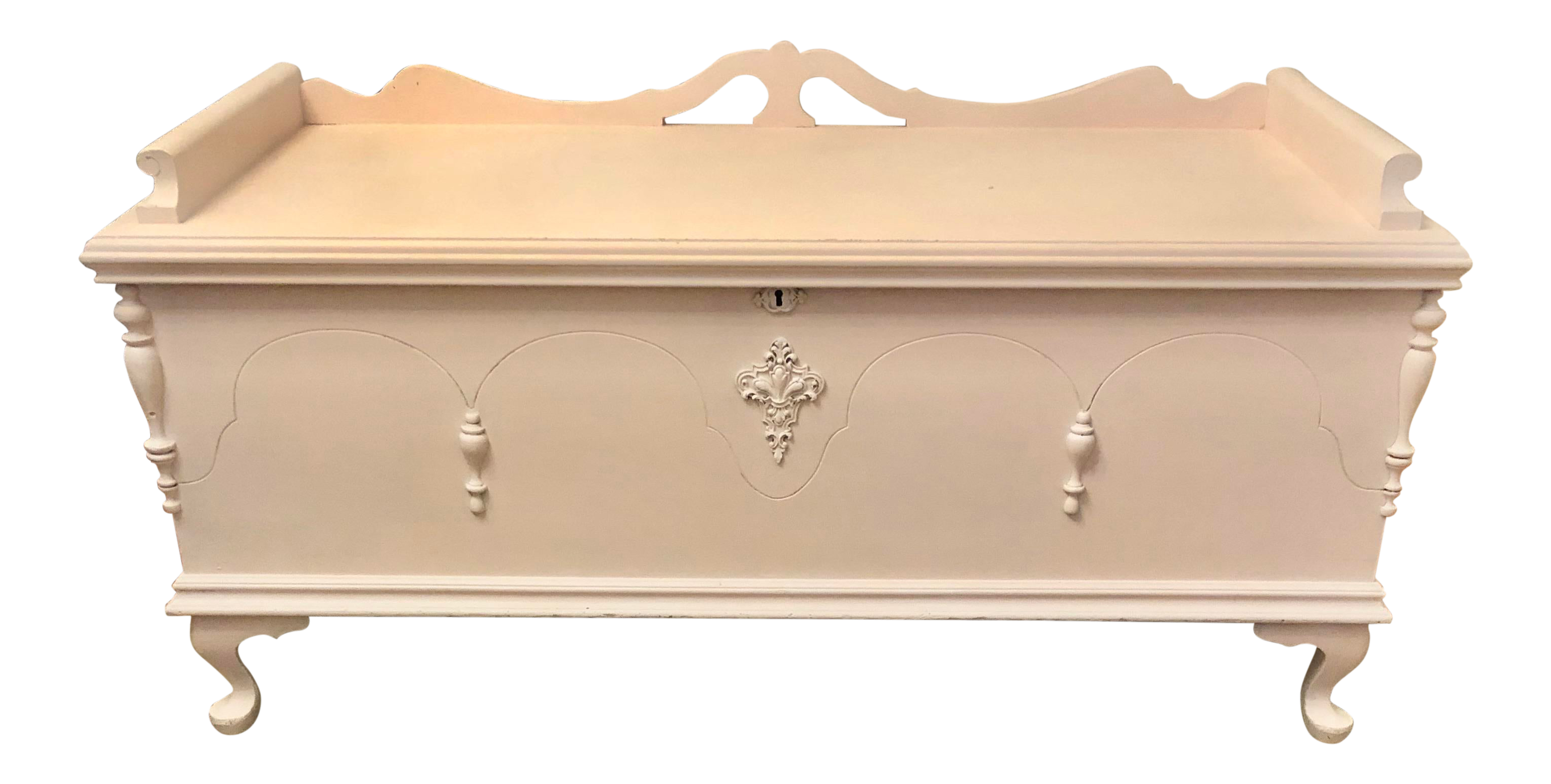1920s Antique Lane Cedar Chest Pink With Floral Cushion Chairish