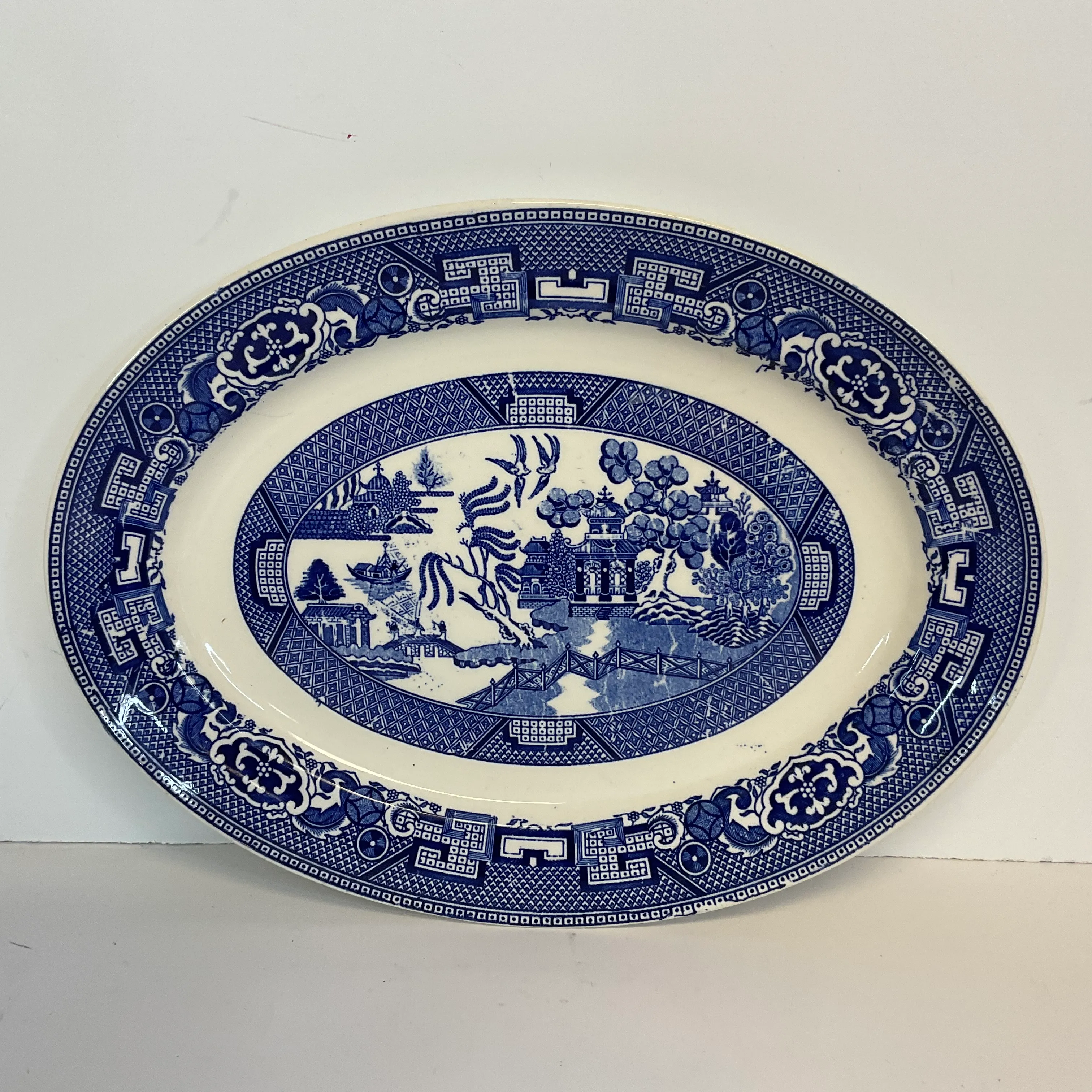 1940s Americana Chinoiserie Homer Laughlin Blue Willow Platter