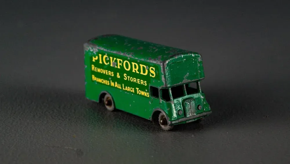 ミニカー MATCHBOX No.46 Pick Fords Removal Van Matchbox 