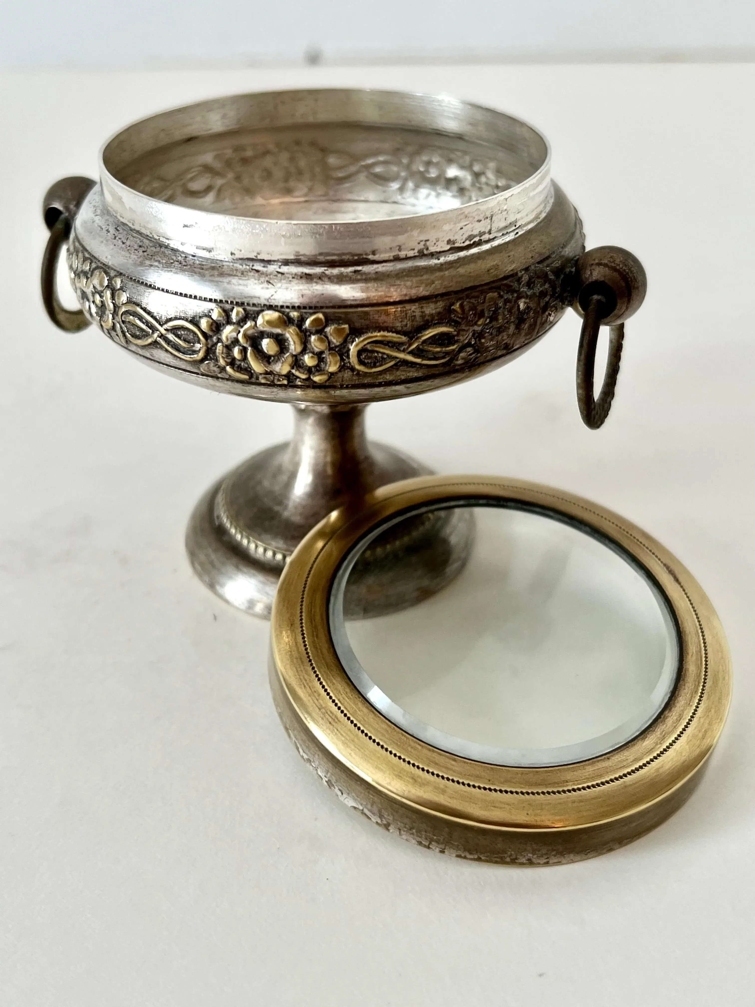 Early 20th Century Repoussé Pedestal Casket Box of Brass & Metal with Glass Lid