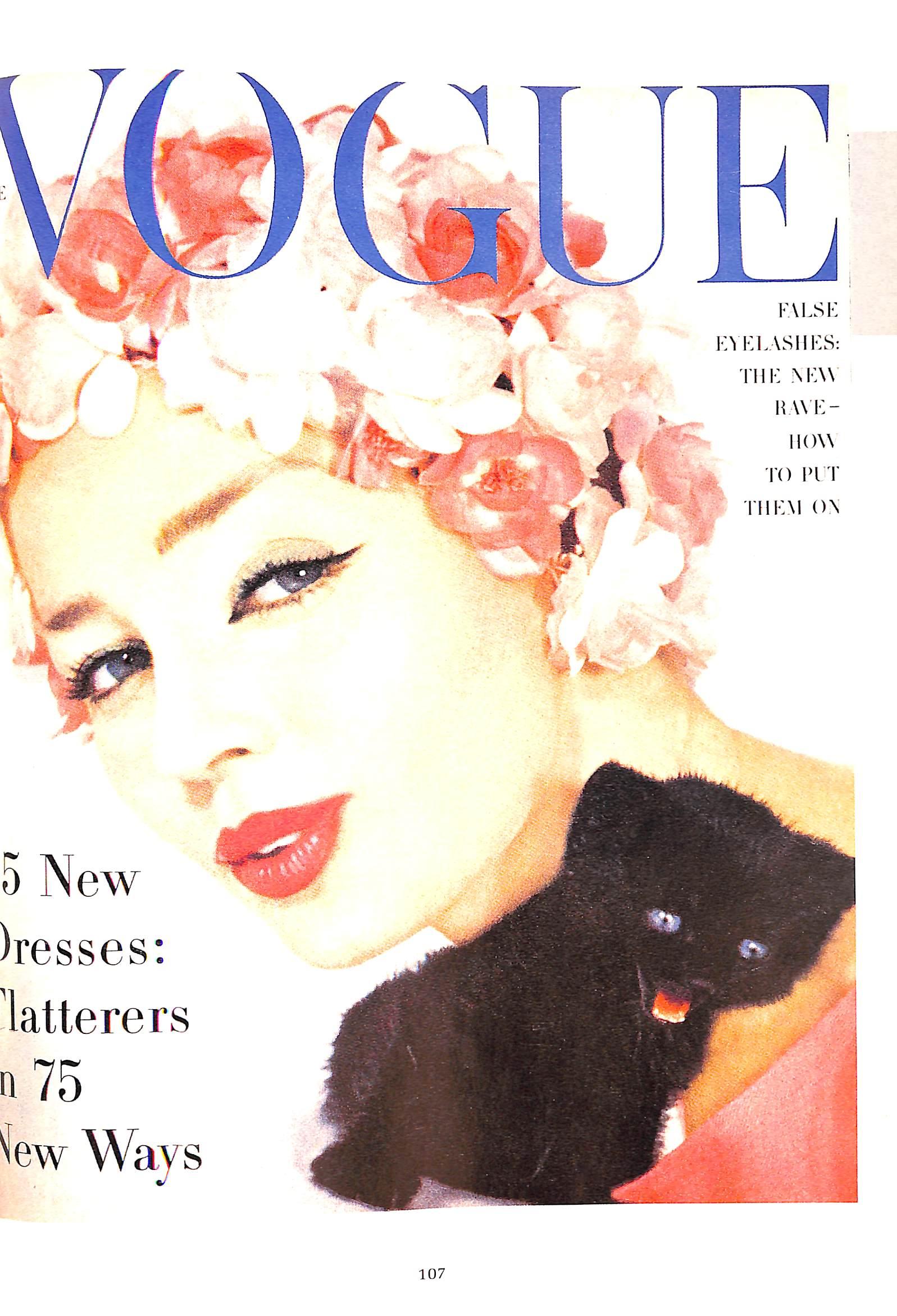 希少　THE ART OF VOGUE VALERIE LLOYD THE ART OF VOGUE PHOTOGRAPHIC COVERS: Fifty Years of Fashion and