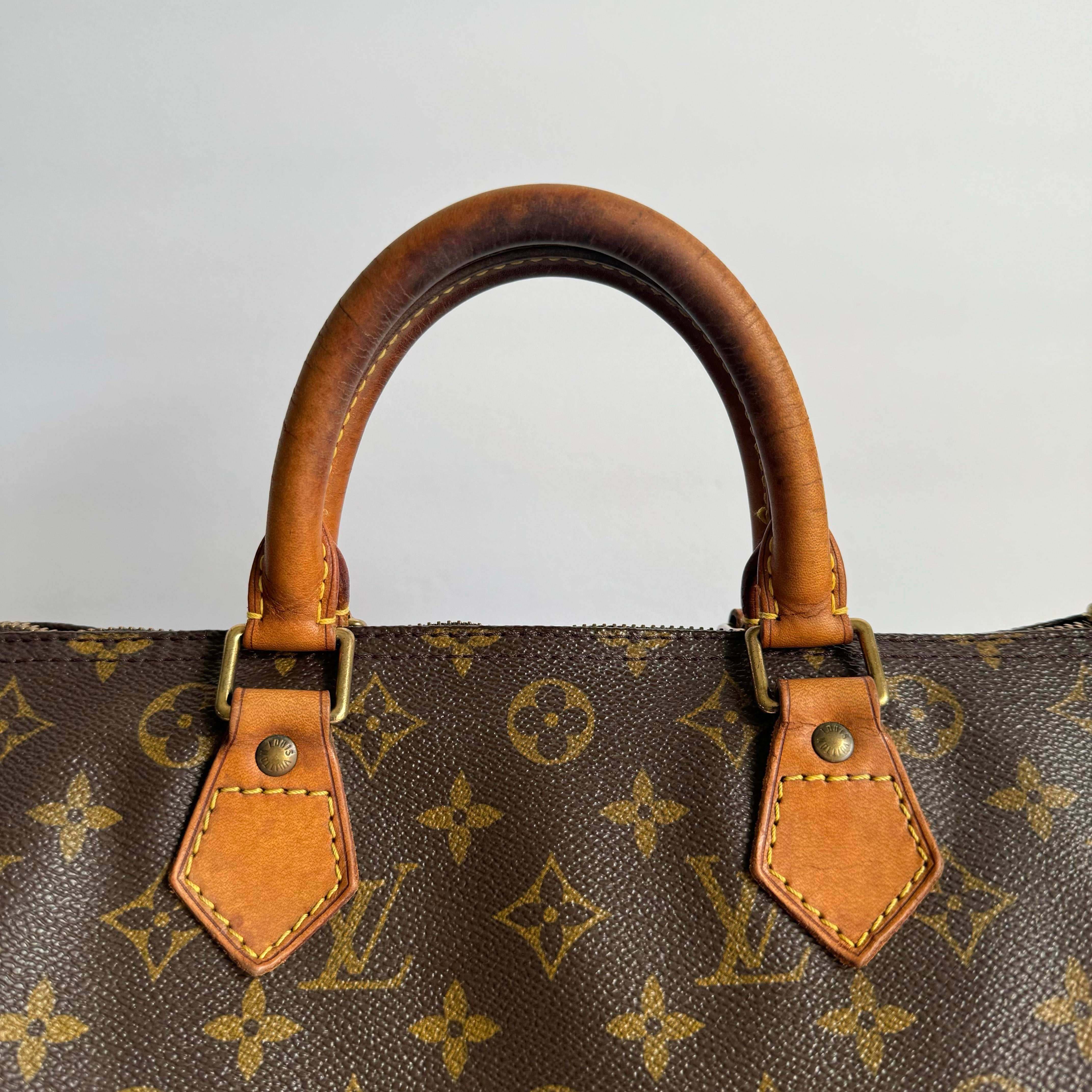 Louis Vuitton Speedy 30 Bag Vintage LV Monogram Canvas Top Handle