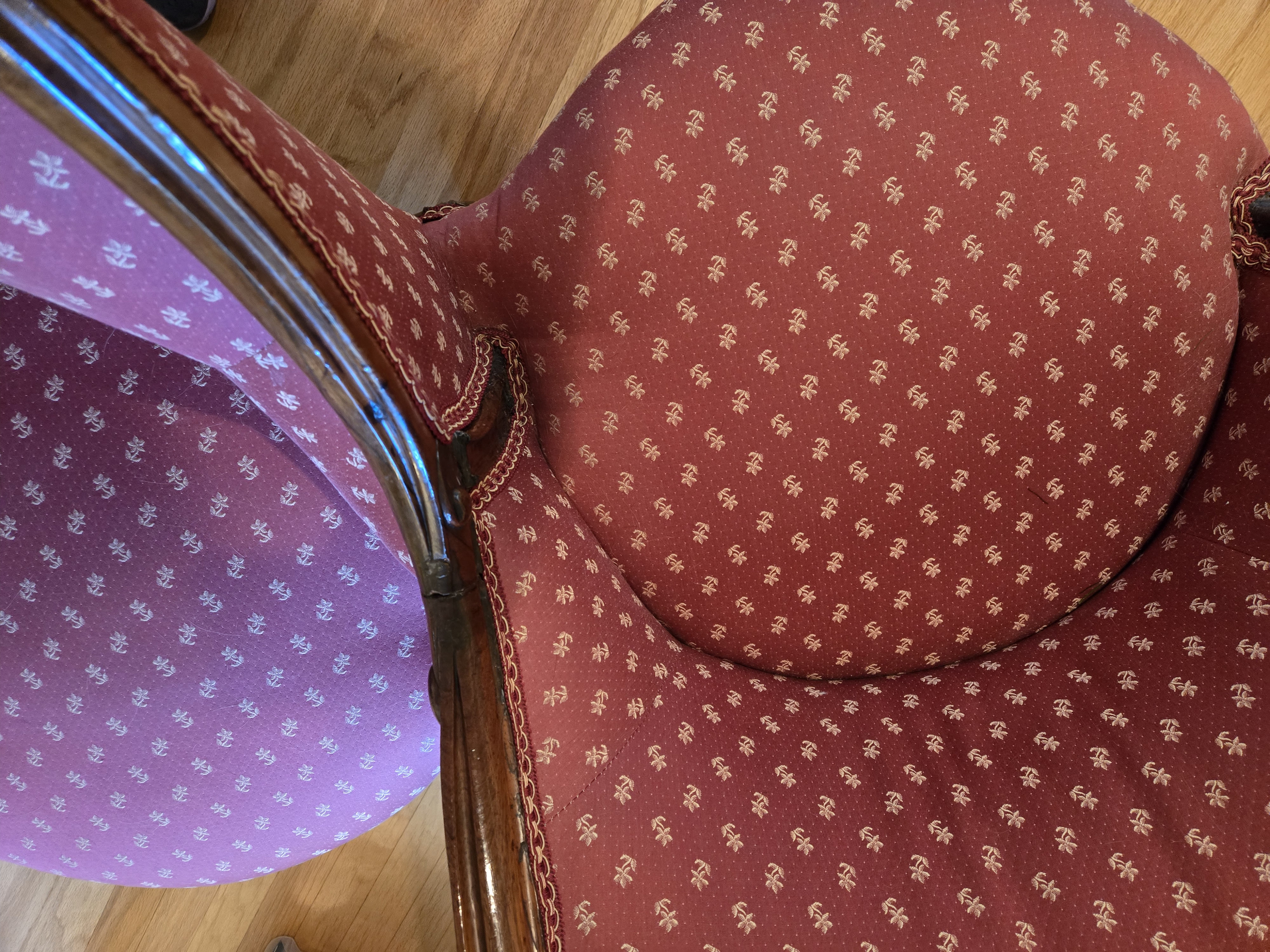 Antique Tete a Tete Chair