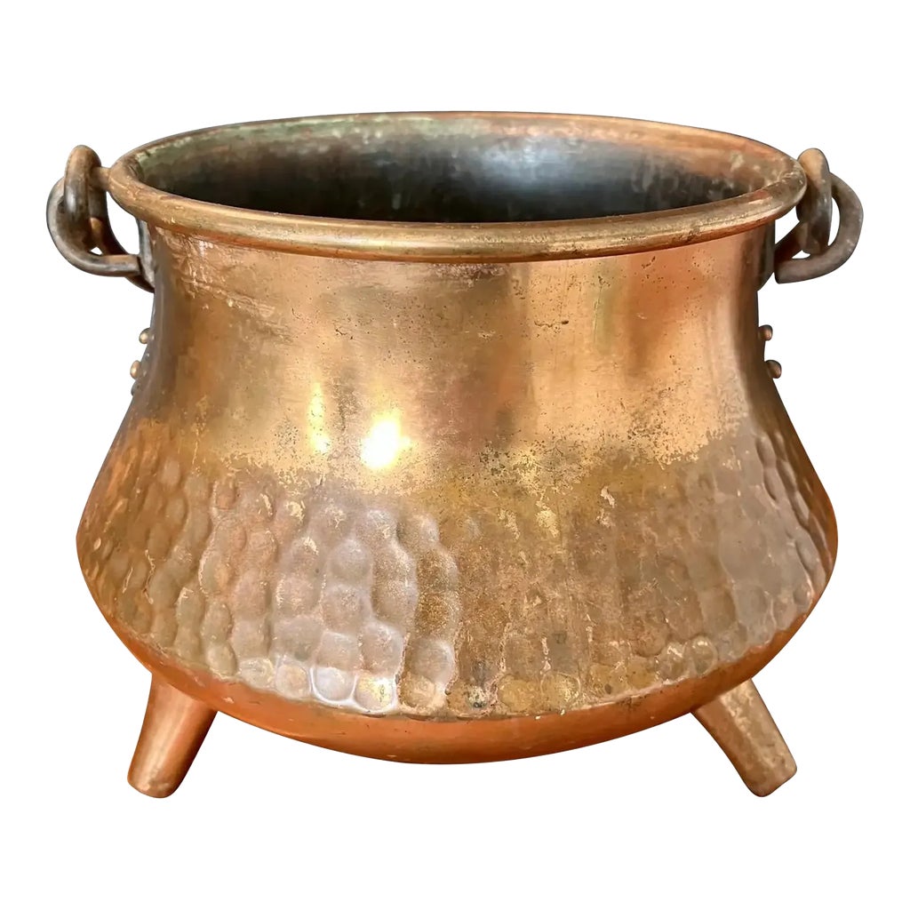 19th Century French Large Cauldron in Hammered Copper | Chairish