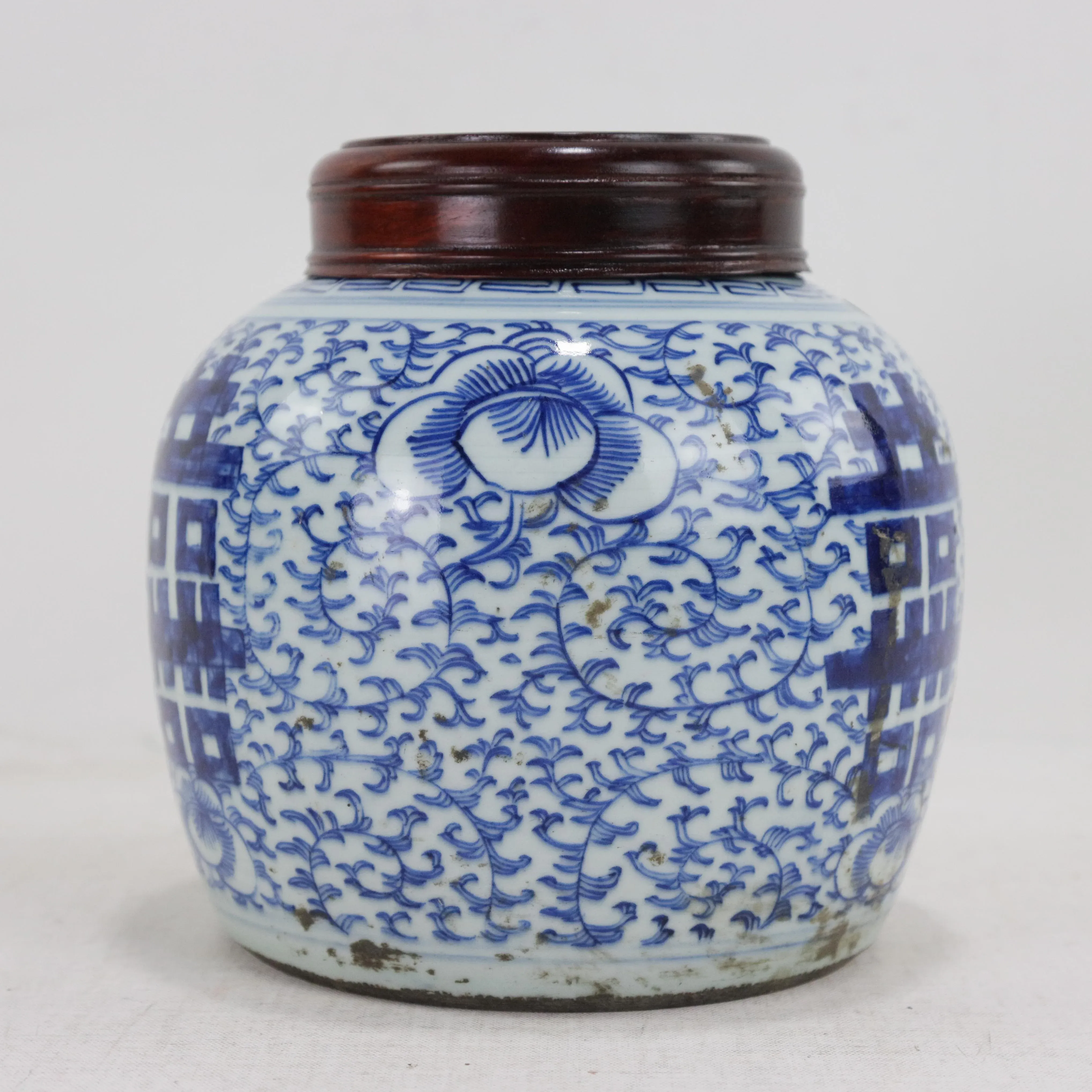Antique Chinese Blue & White Porcelain Ginger Jar With Lid