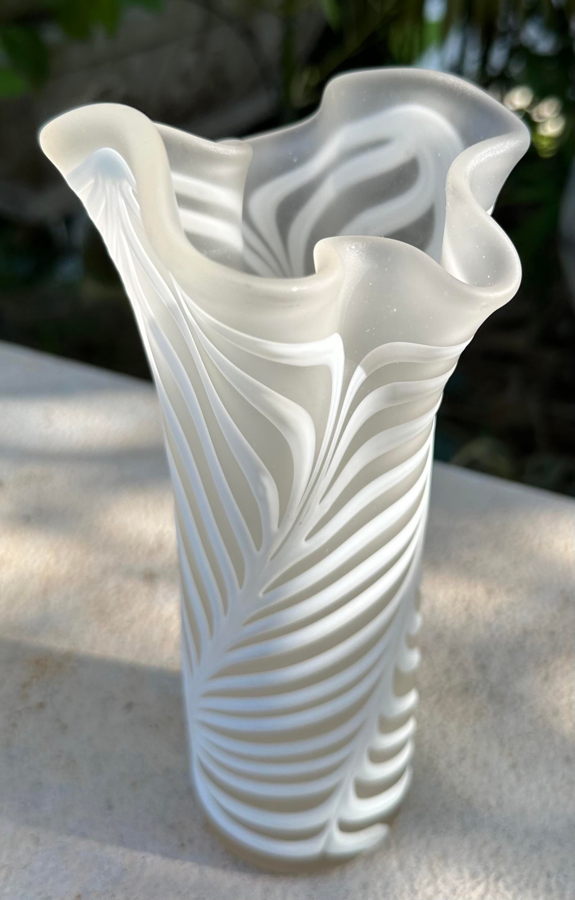 Antique Fratelli Toso Fenicio Murano Glass Vase White Zebra Design