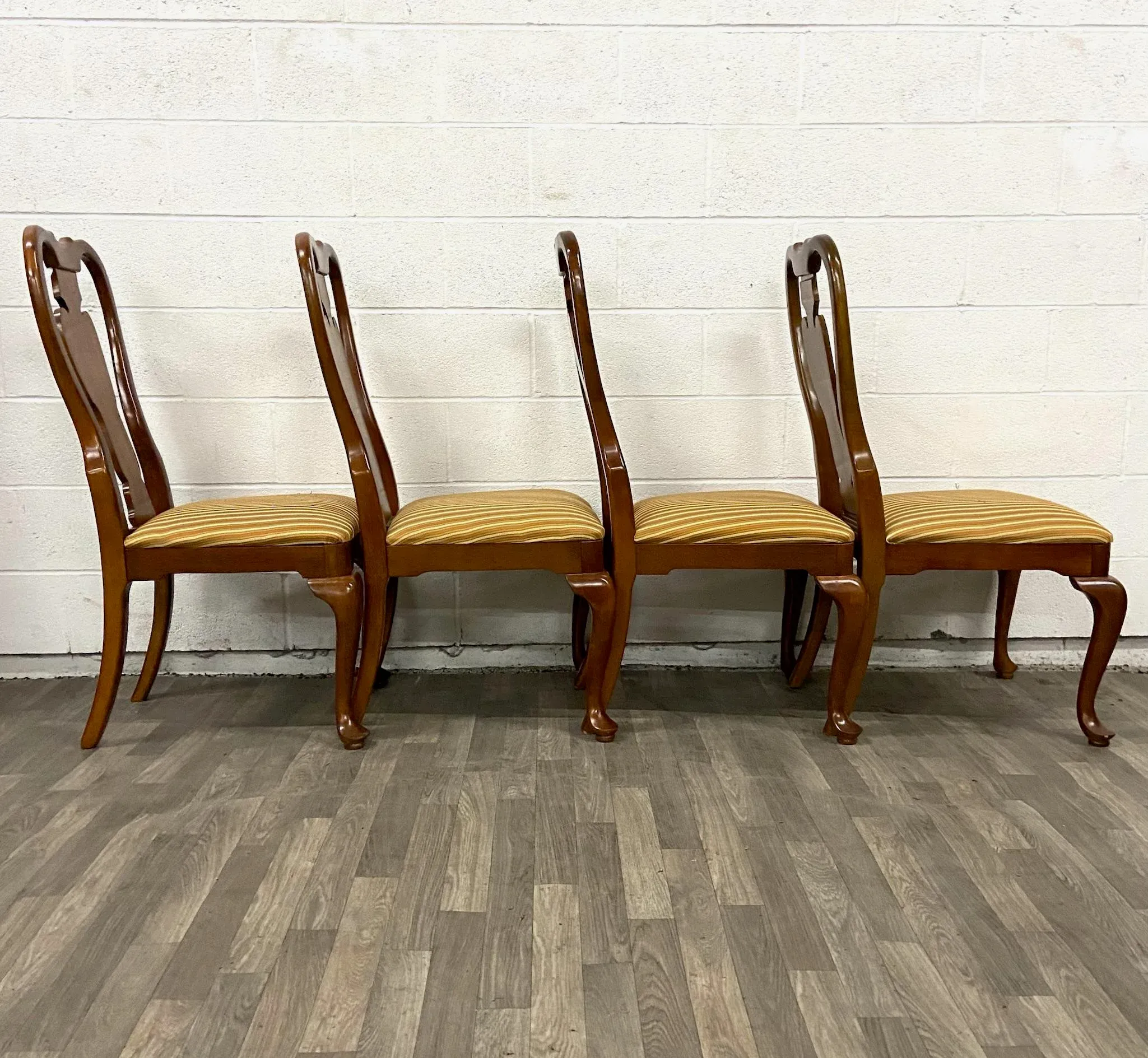 Vintage Universal Furniture Queen Anne Style Dining Chairs