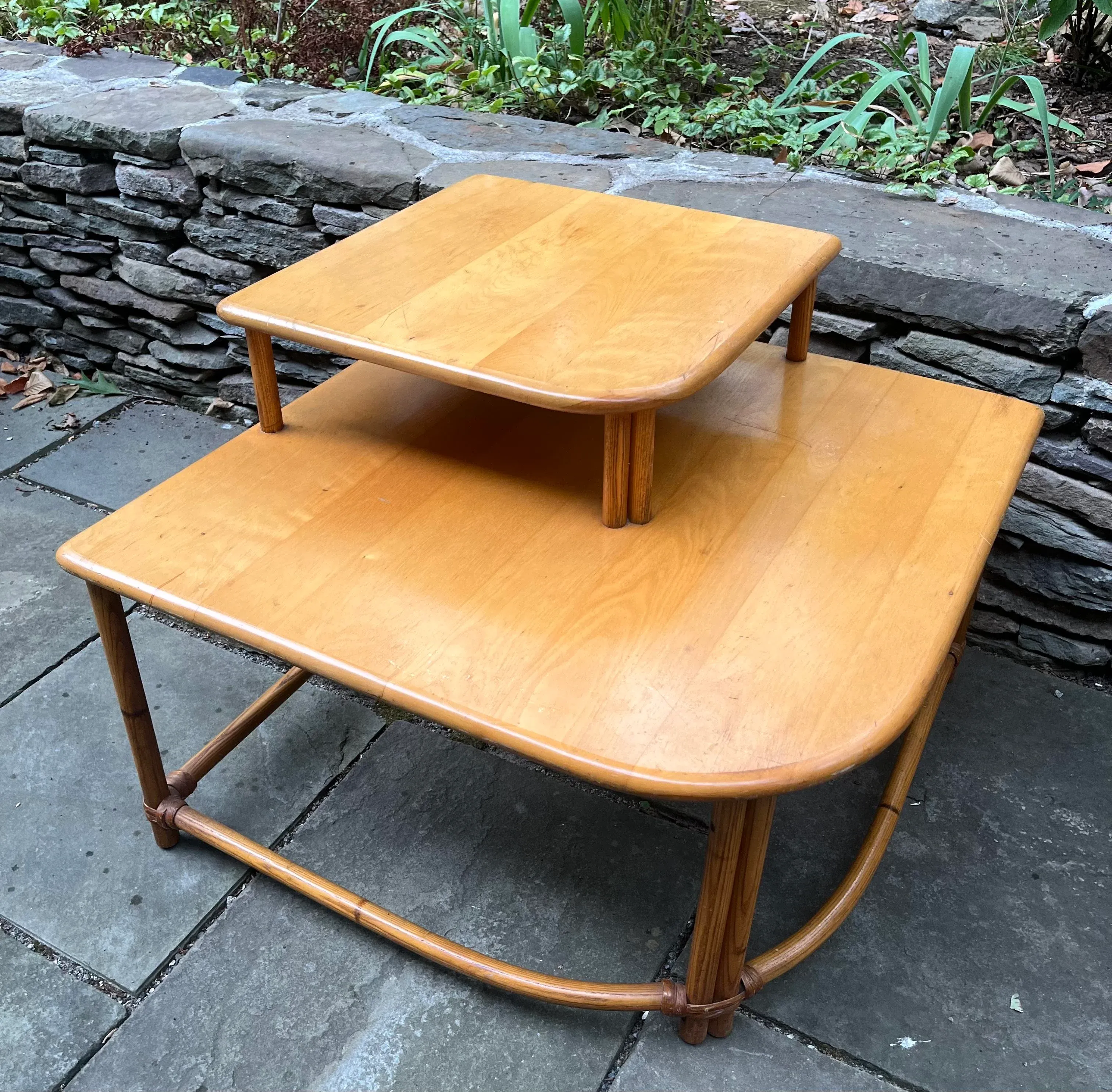 Heywood Wakefield Ashcraft Coffee / Side Table Two Tiered