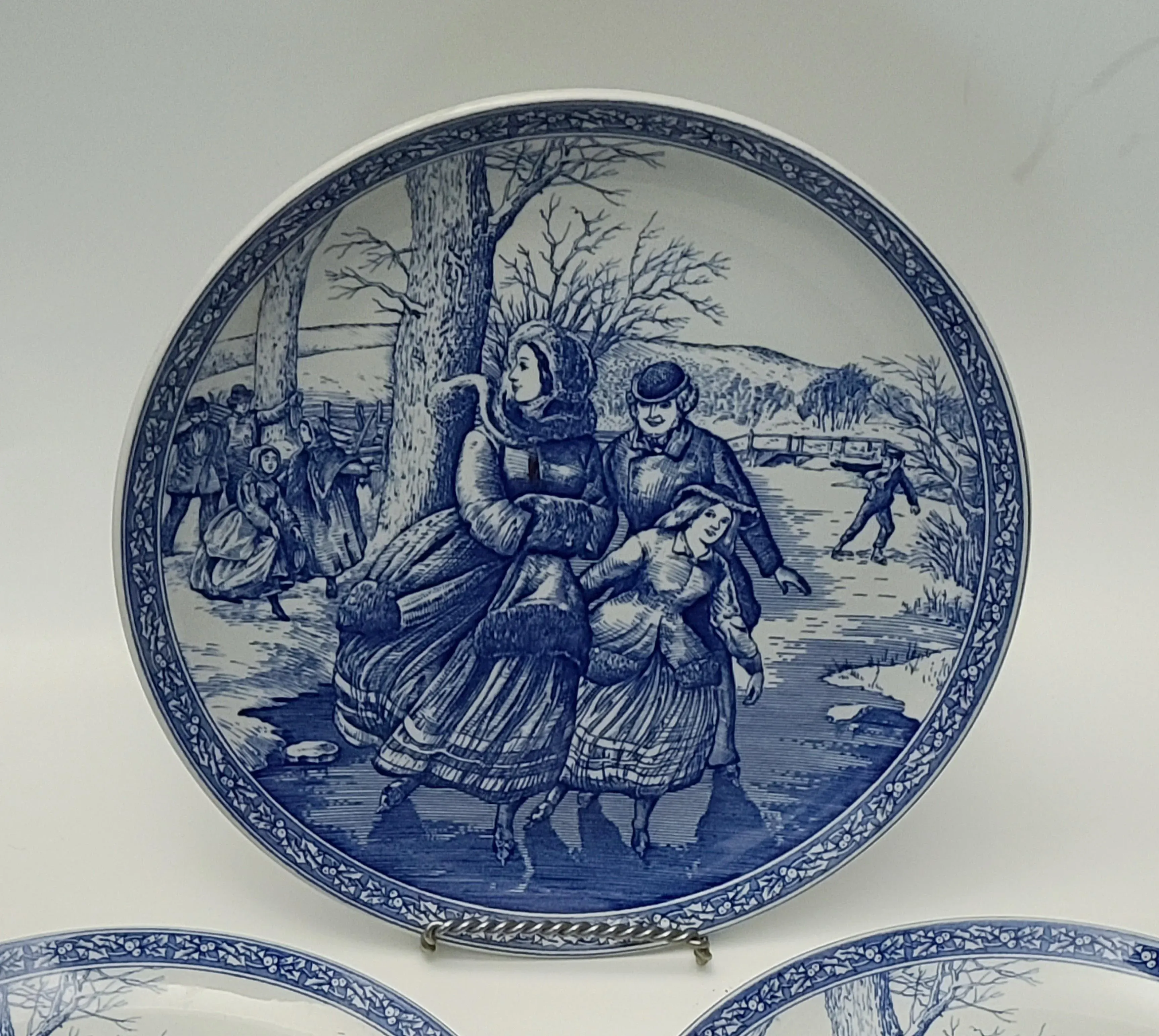 Vintage Spode Blue Room 1996 Christmas Plate Number 2 
