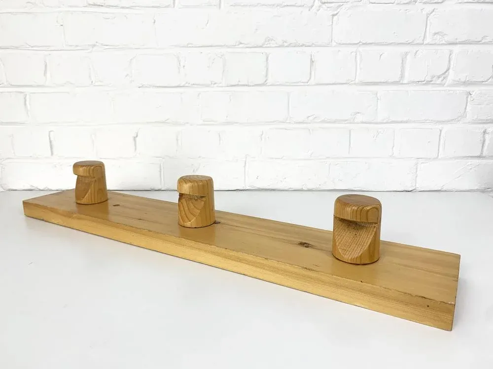 French Coat Rack in Pinewood attributed to Charlotte Perriand for