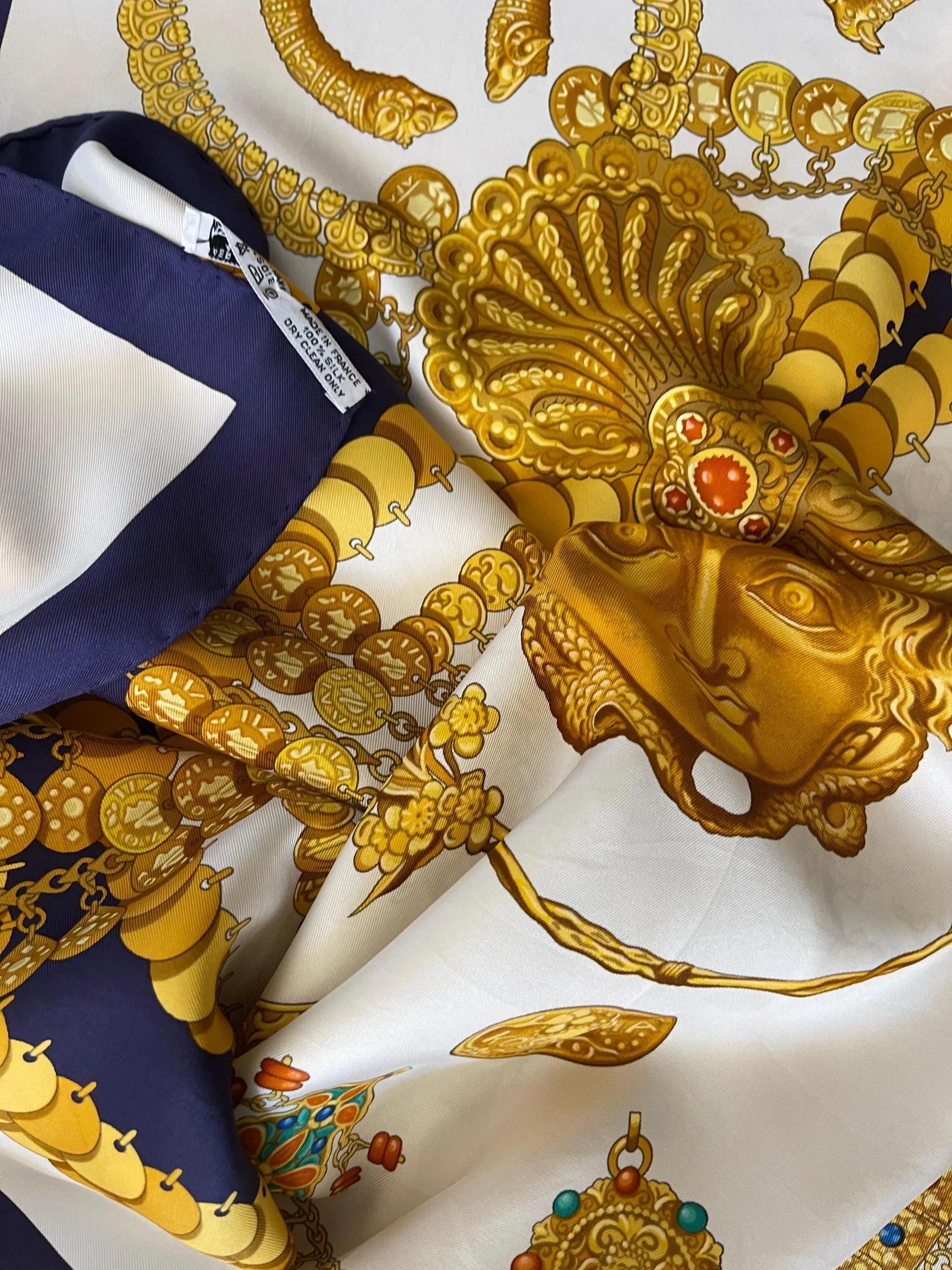 エルメス HERMÈSスカーフ KOSMIMA シルク100% 約89×86cm Hermès « Kosmina » Silk Scarf, 1994 | Chairish