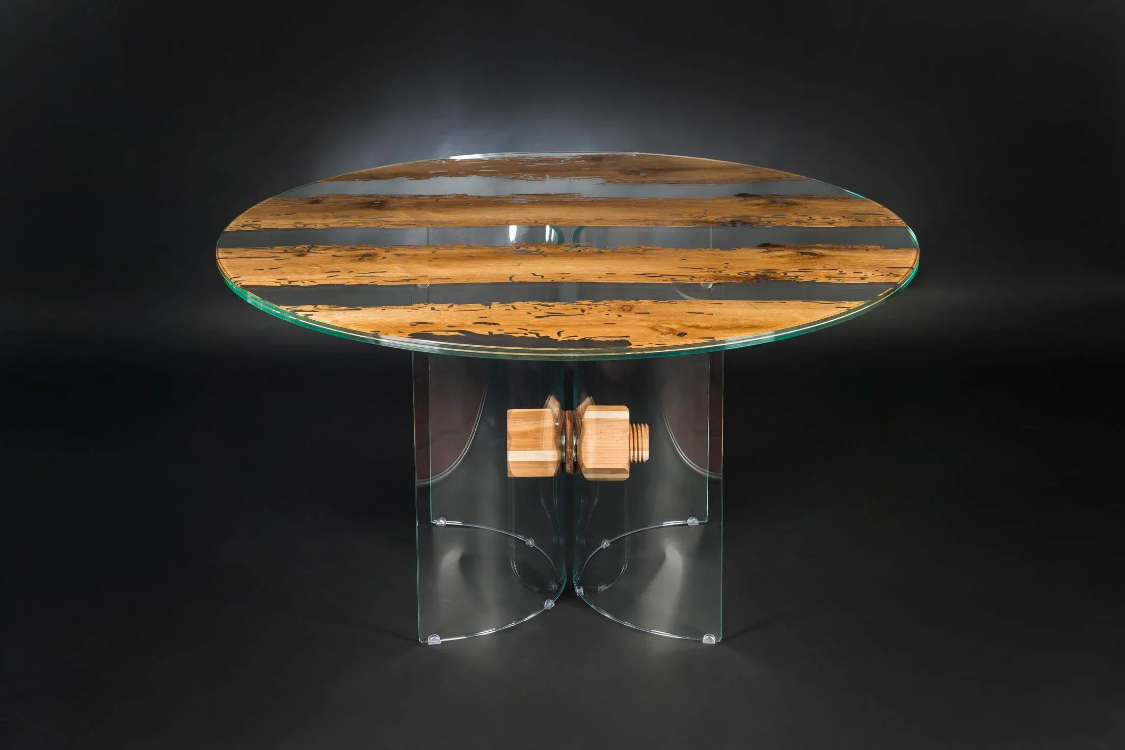 Venezia Dining Table from VGnewtrend