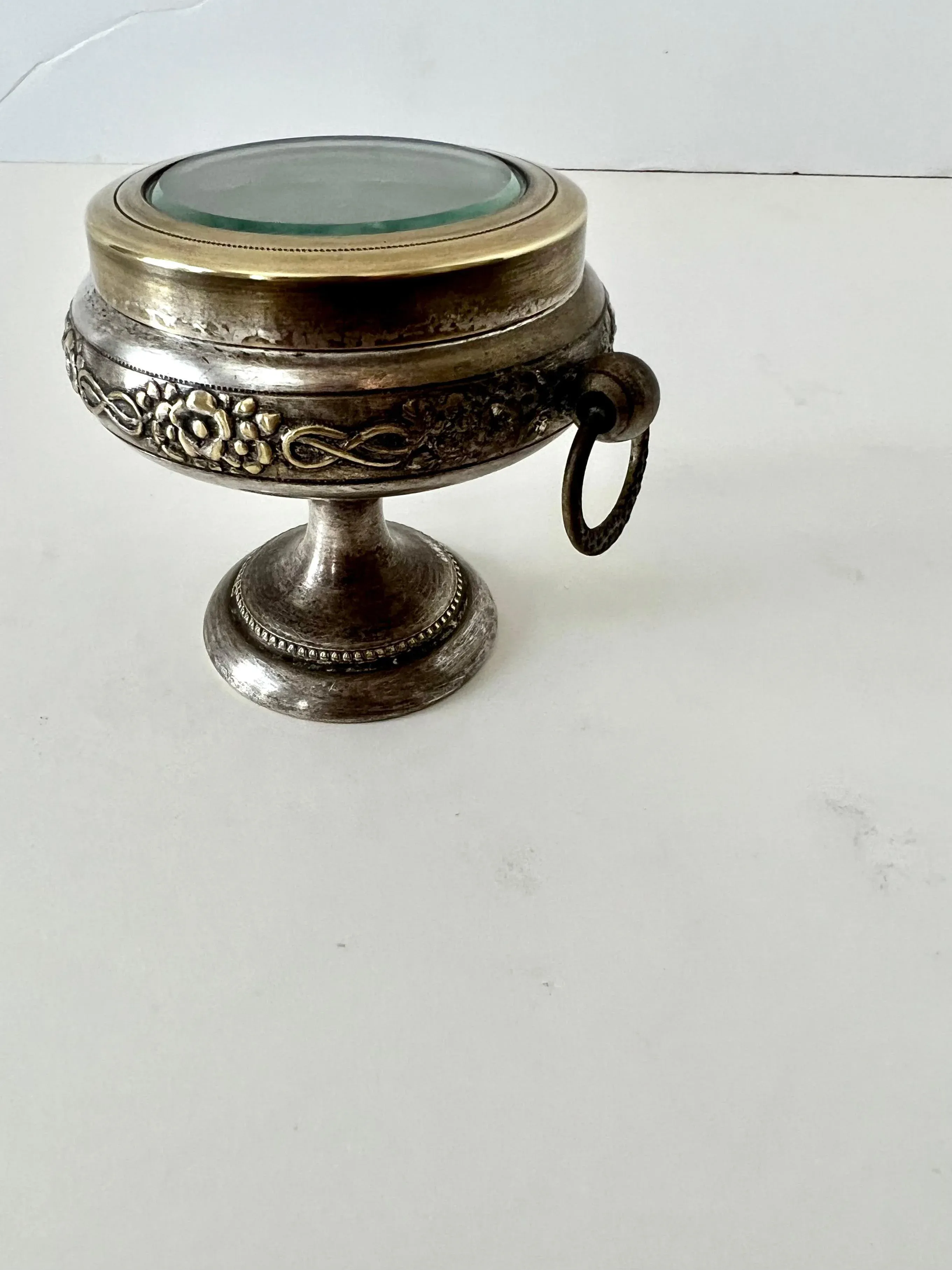 Early 20th Century Repoussé Pedestal Casket Box of Brass & Metal with Glass Lid