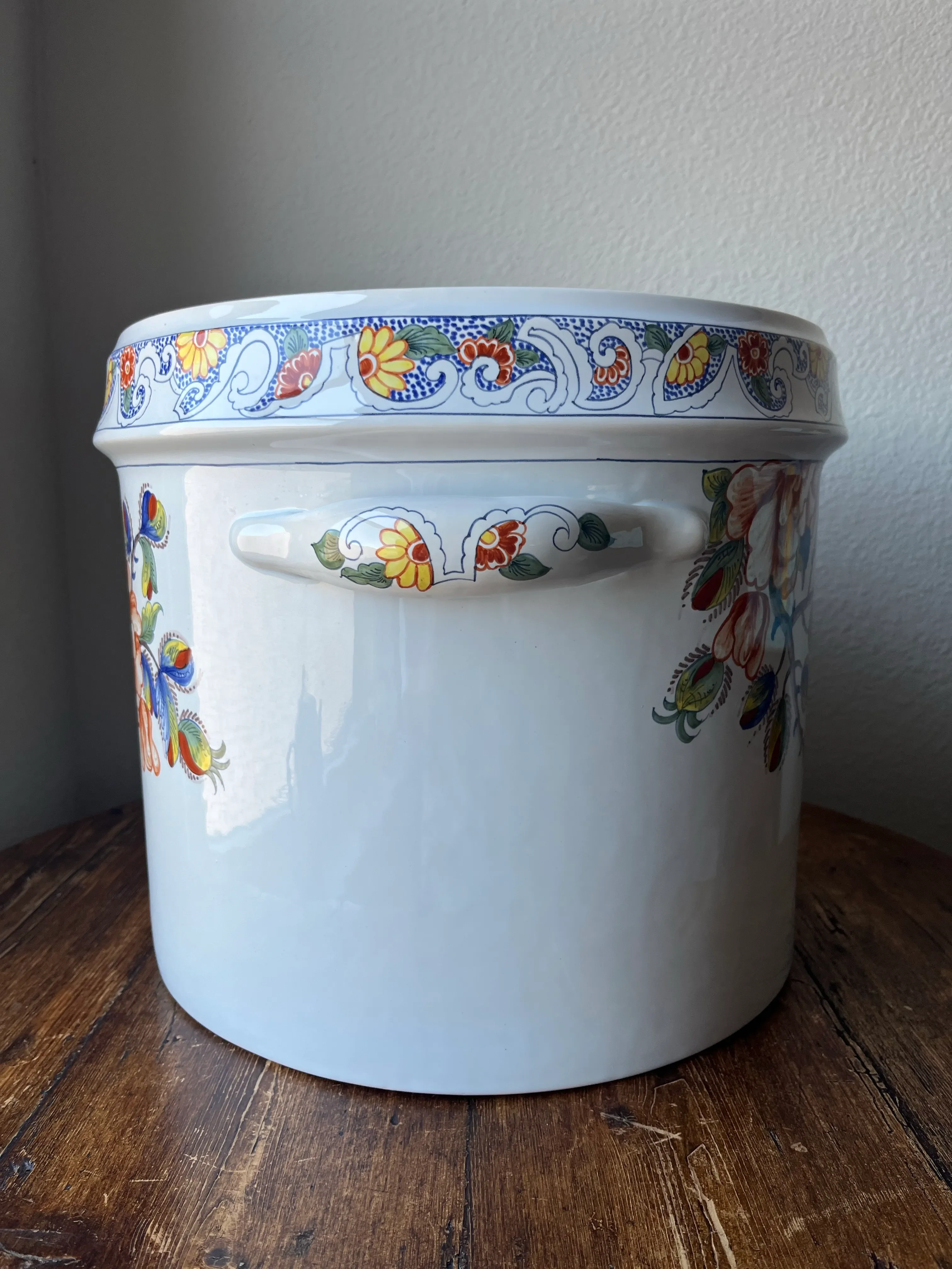 ティファニー（Tiffany & Co.）フランス工房　ハンドペイント　陶器 Handpainted Faience Planter Jardiniere Made in France for Tiffany