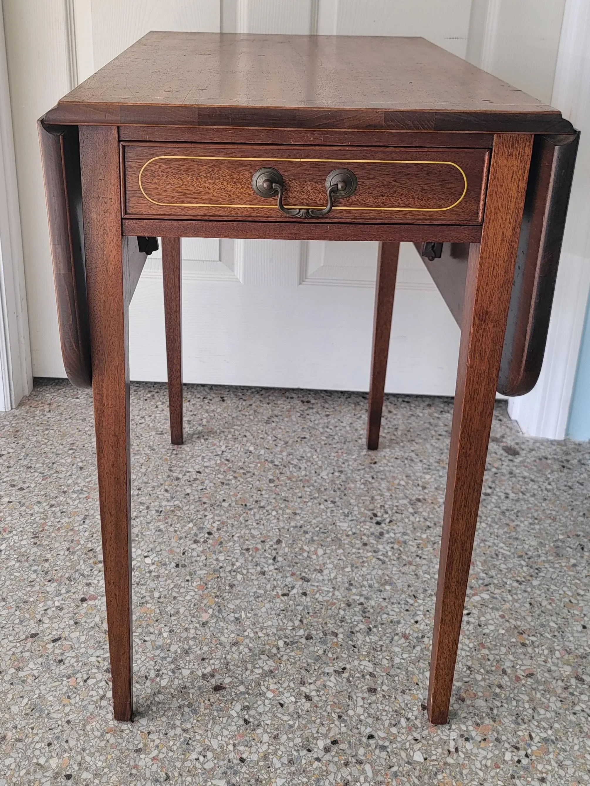 Brandt mahogany 2024 drop leaf table