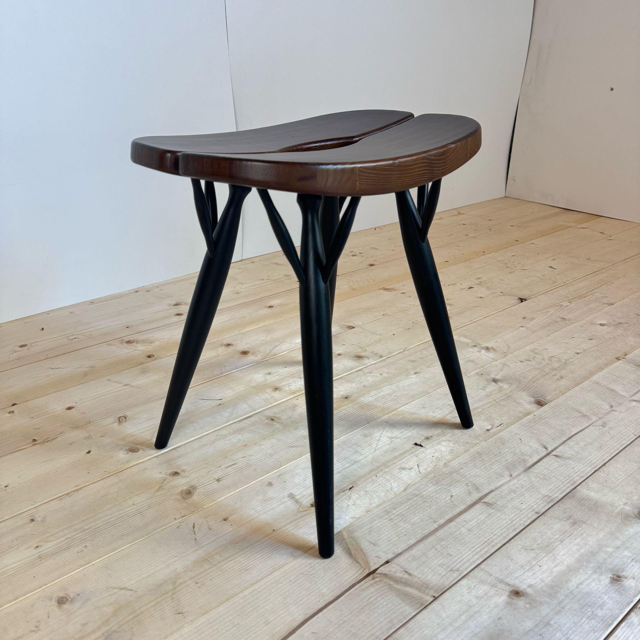Pirkka stool artekハニー×ブラック35㌢ピルッカ Pirkka stool artekハニー×ブラック35㌢ピルッカ アルテック/Artek