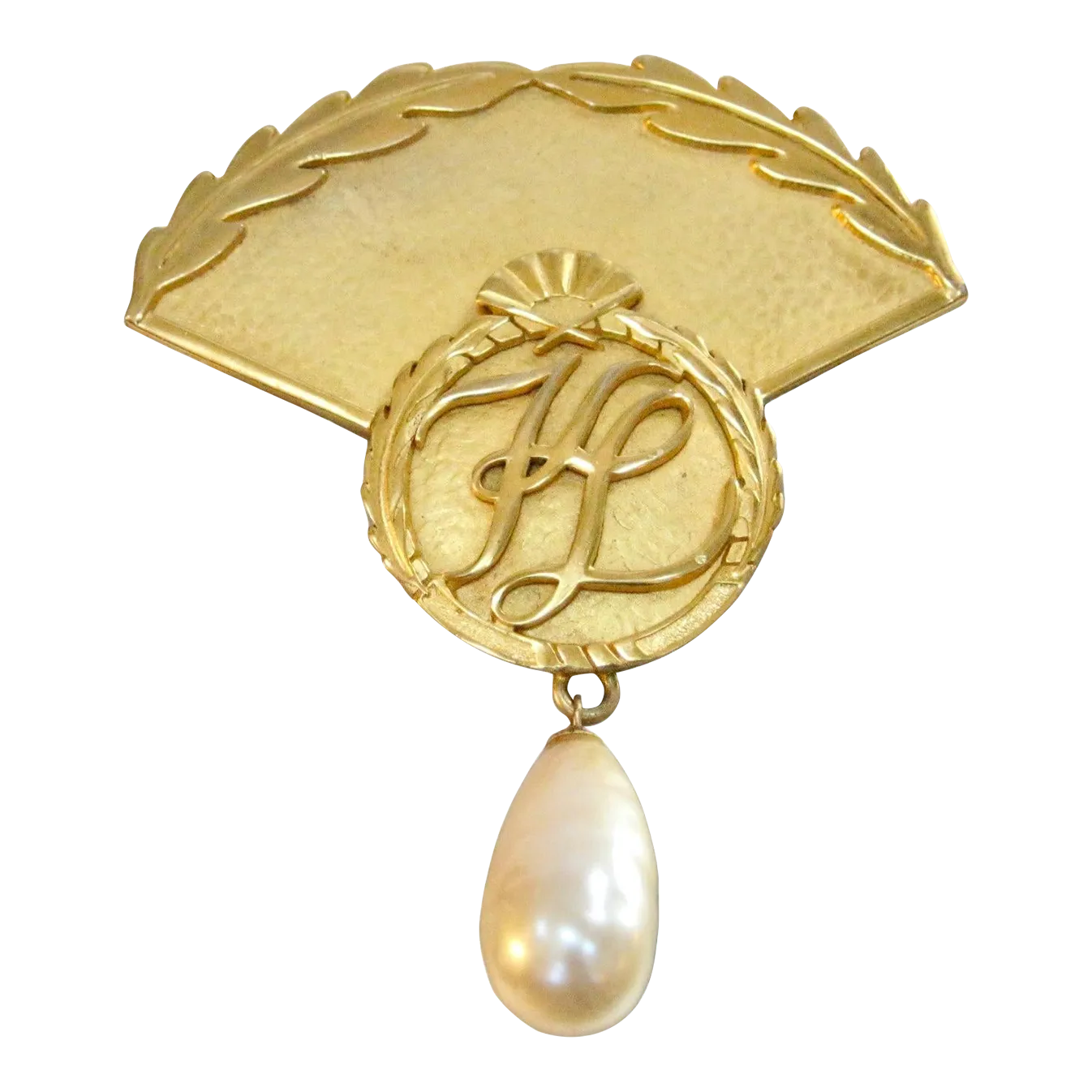小物 Karl Lagerfeld Signature Pin Brooch KL 小物 Karl Lagerfeld Signature Pin Brooch KL Karl Lagerfeld
