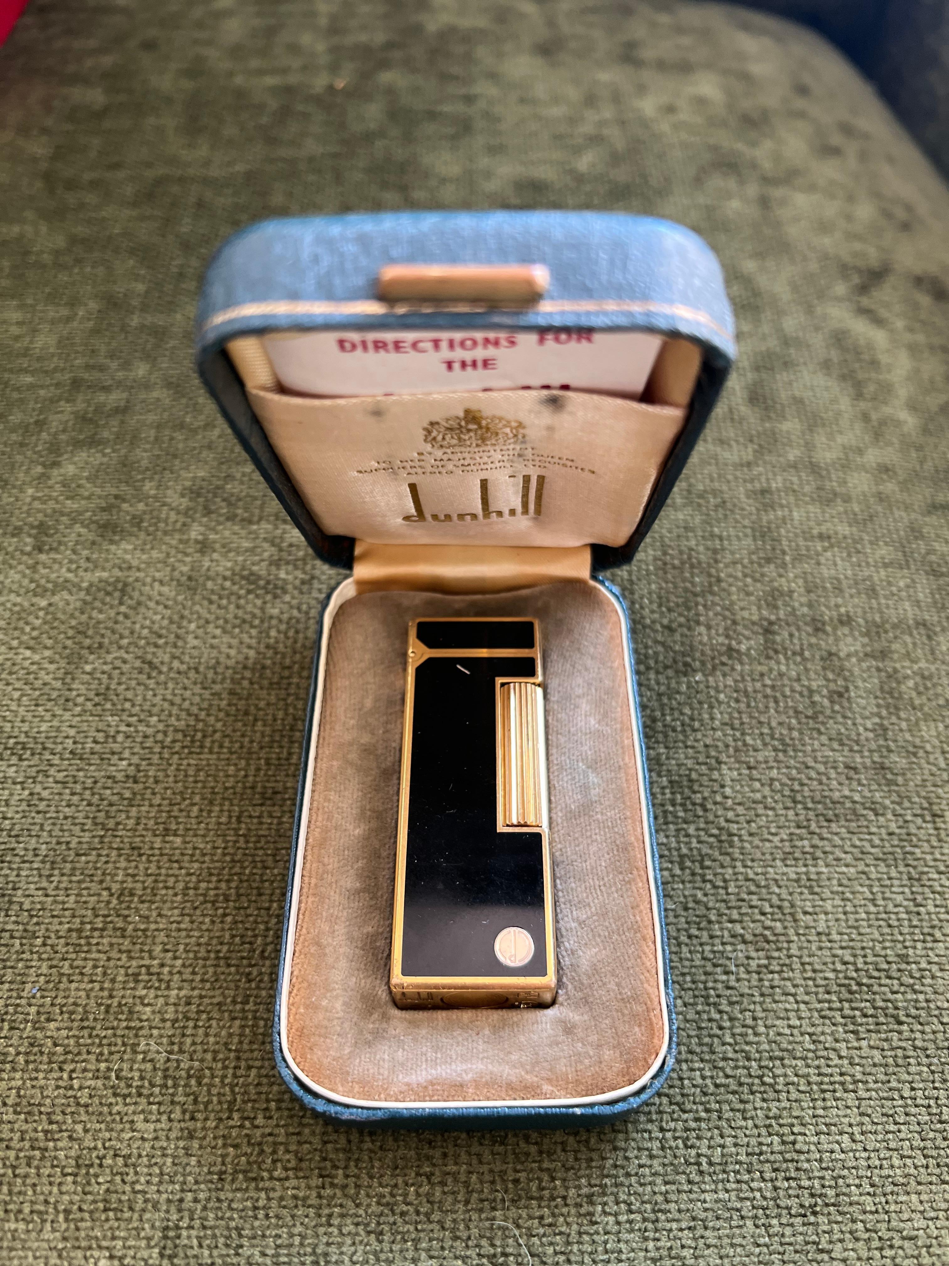 Rare Iconic Vintage Dunhill Gold Plated and Black Lacquer