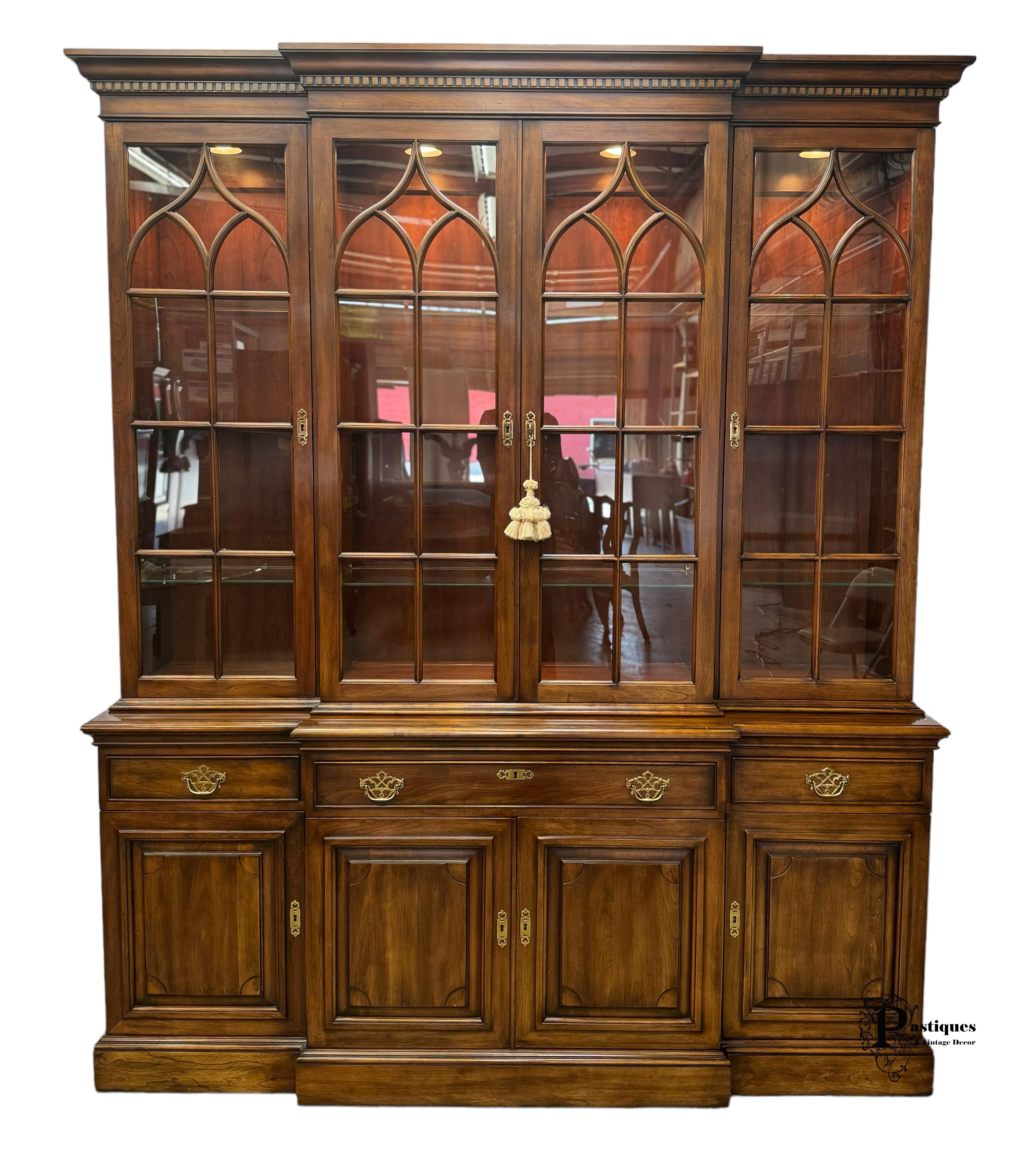 その他 THE AMERICAN VINTAGE FURNITURE Furniture of America Casual Dining Hutch and Buffet CM3144HB