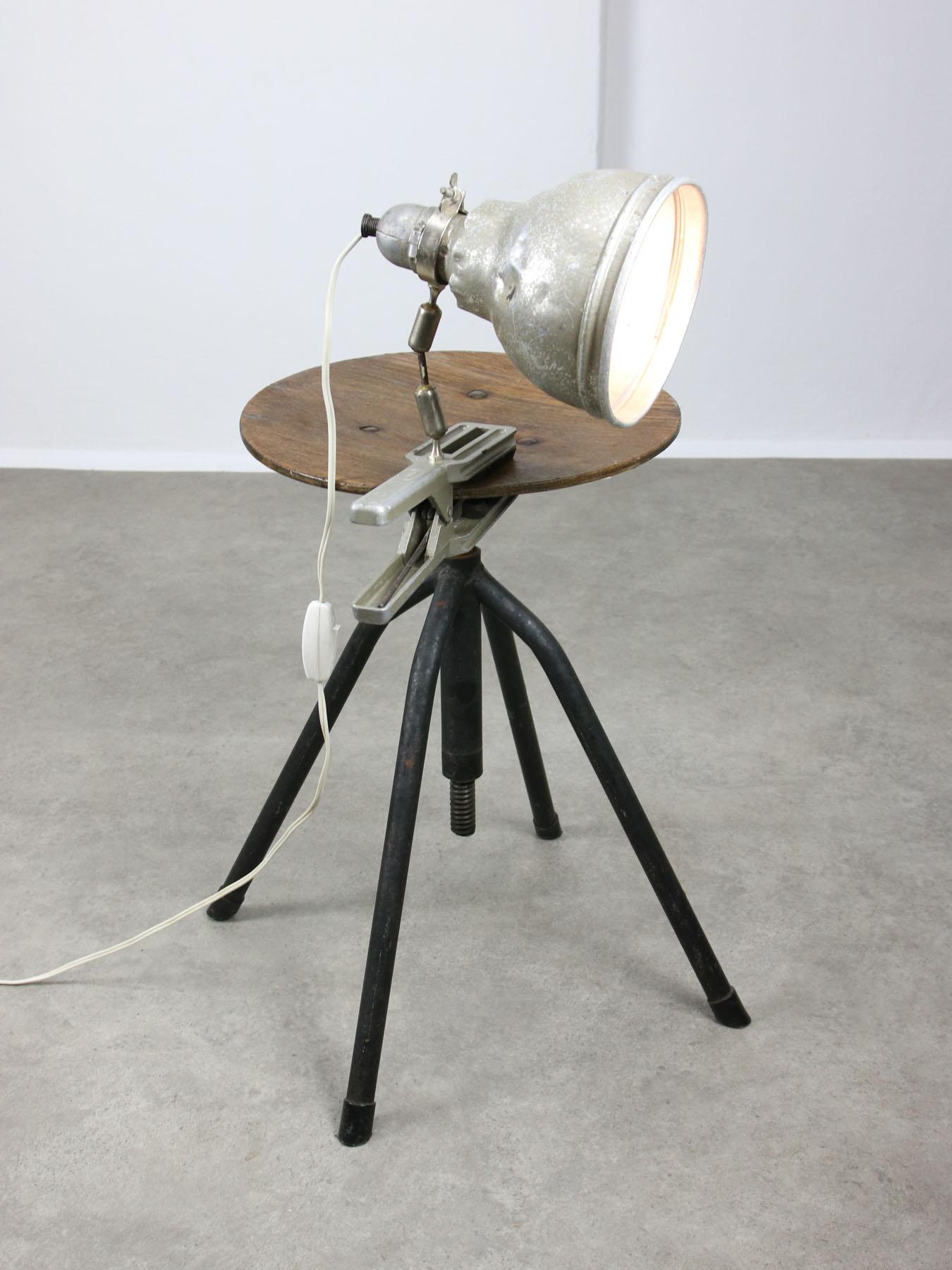 Vintage Industrial Italian Ianiro Clip on Lamp, 1950s | Chairish